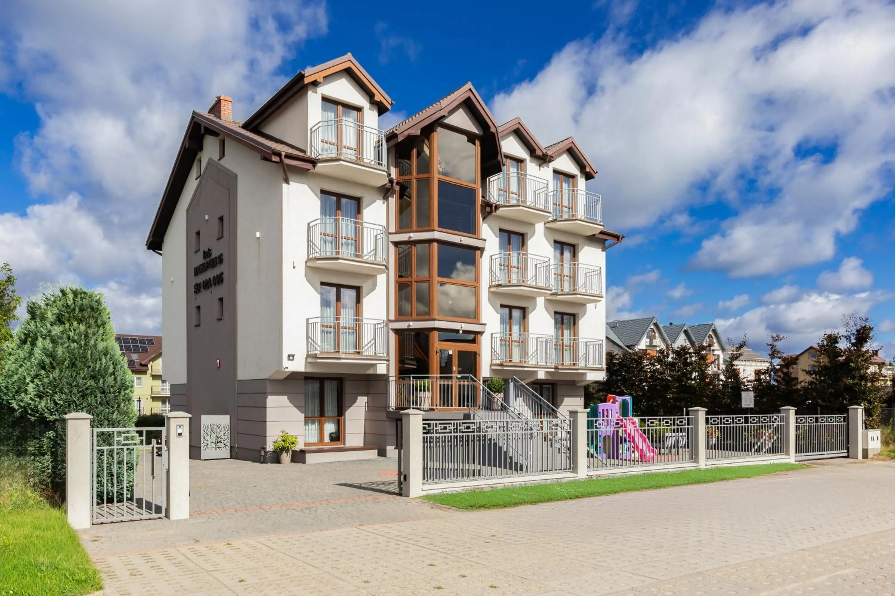 Property building in Willa B&B Maszoperii 15