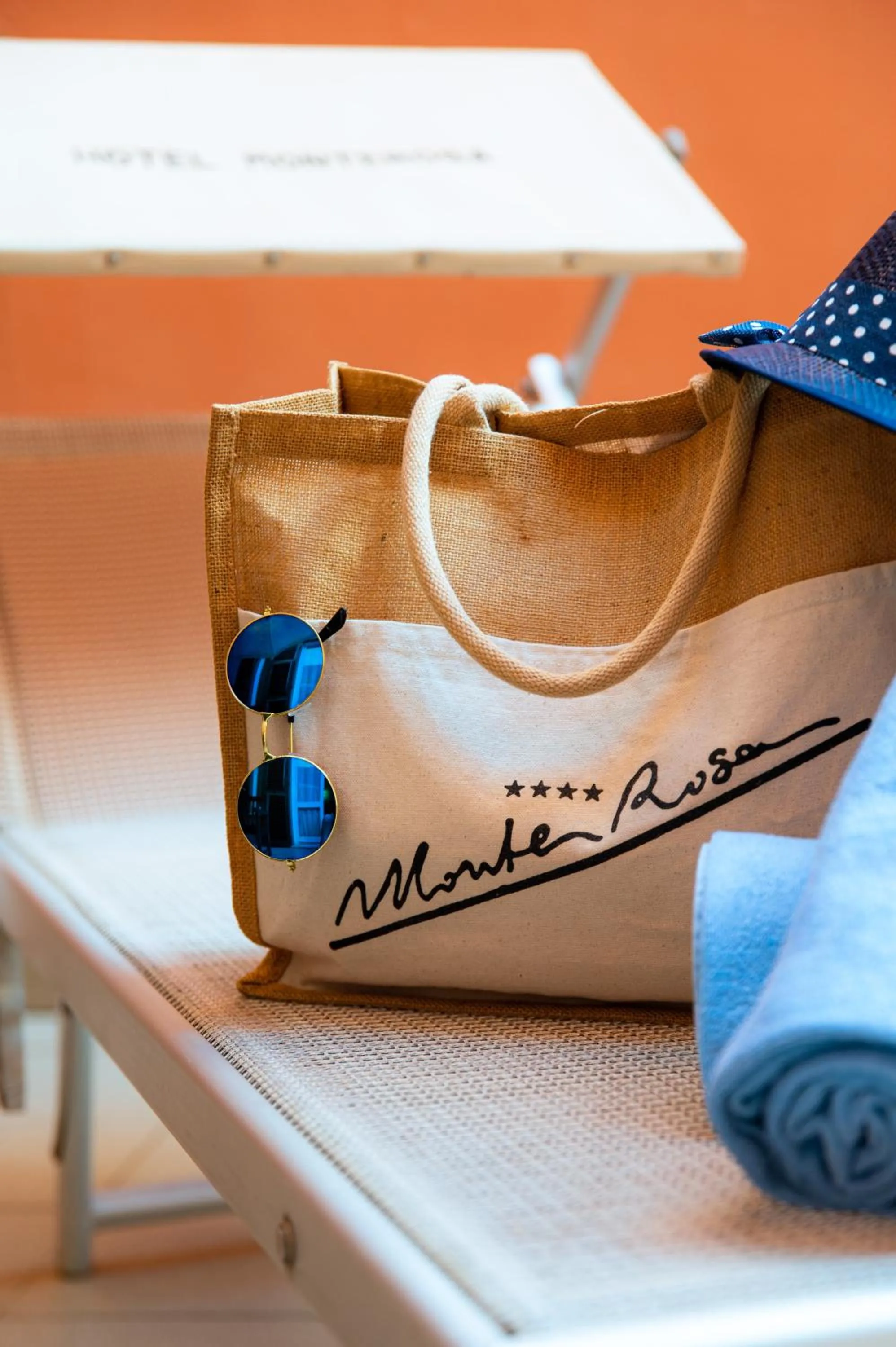 Swimming pool in Hotel Monte Rosa