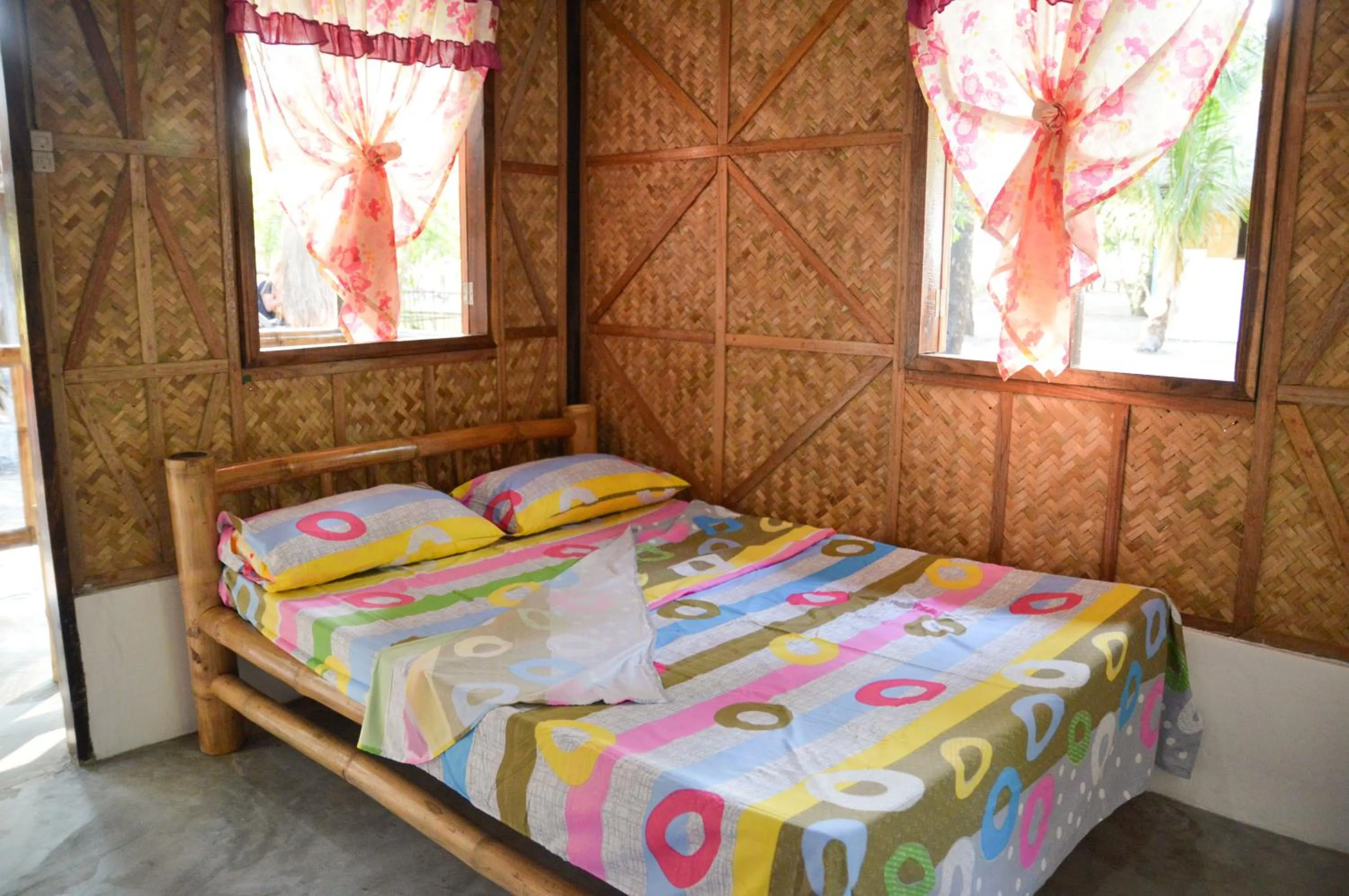 bunk bed, Bed in Sablayan Paraiso Beach Resort