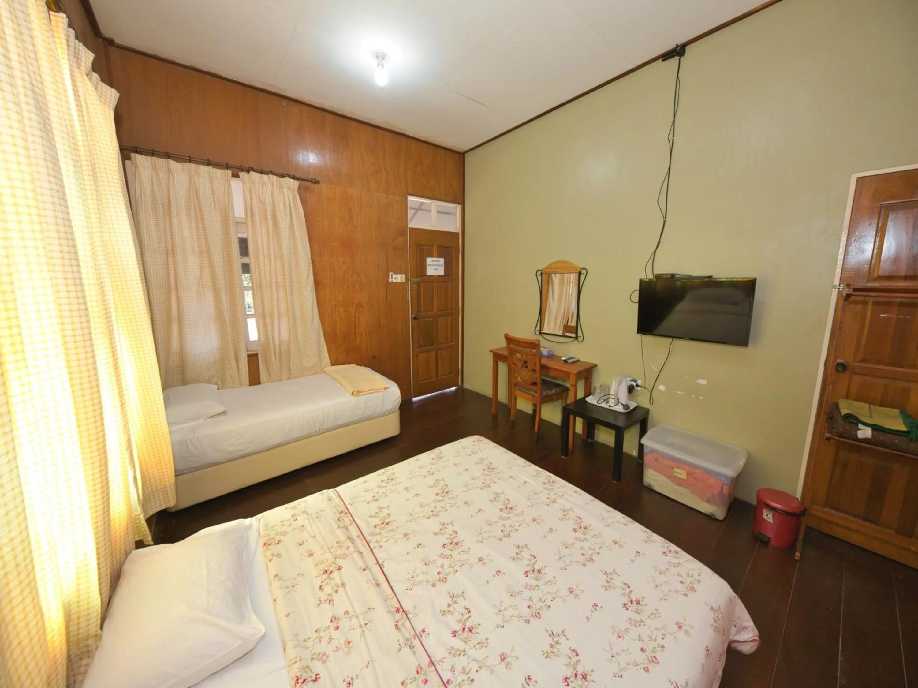 Bedroom, Bed in Hotel O Teratak Samuderakita, Chalet & Guesthouse