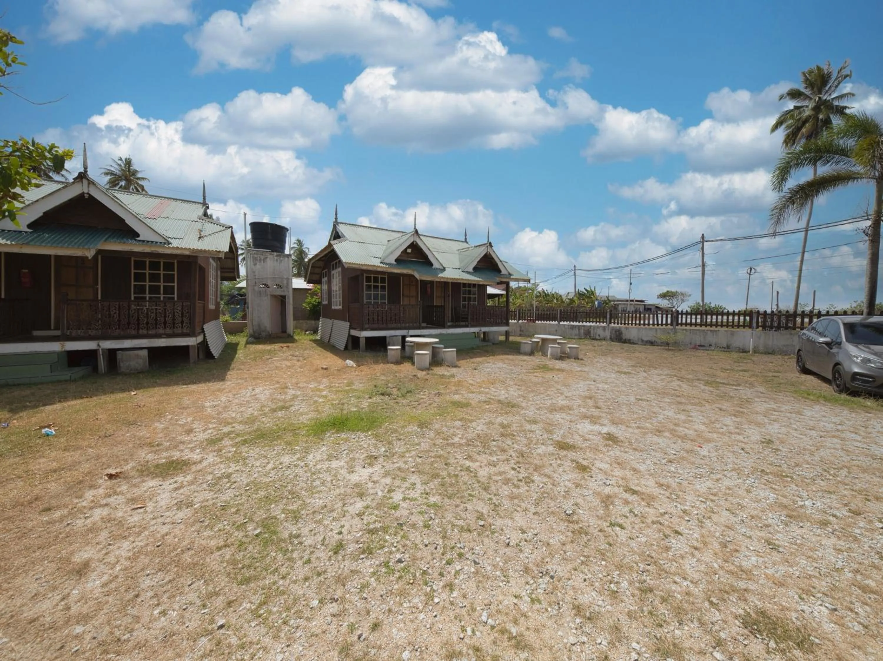 Facade/entrance in Hotel O Teratak Samuderakita, Chalet & Guesthouse