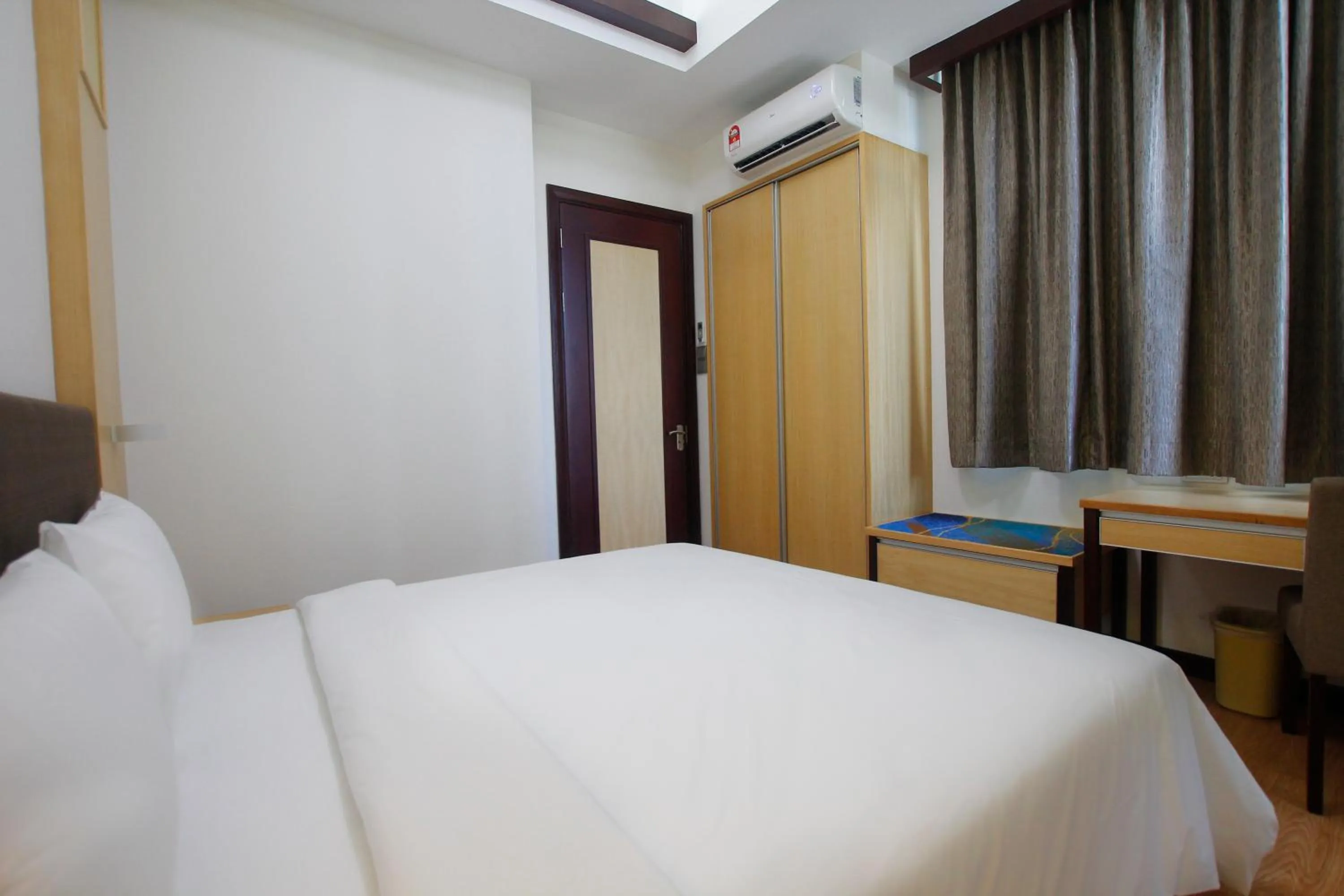 Bed in Bay Resort by Imperial Suites Miri , Diamond Tower