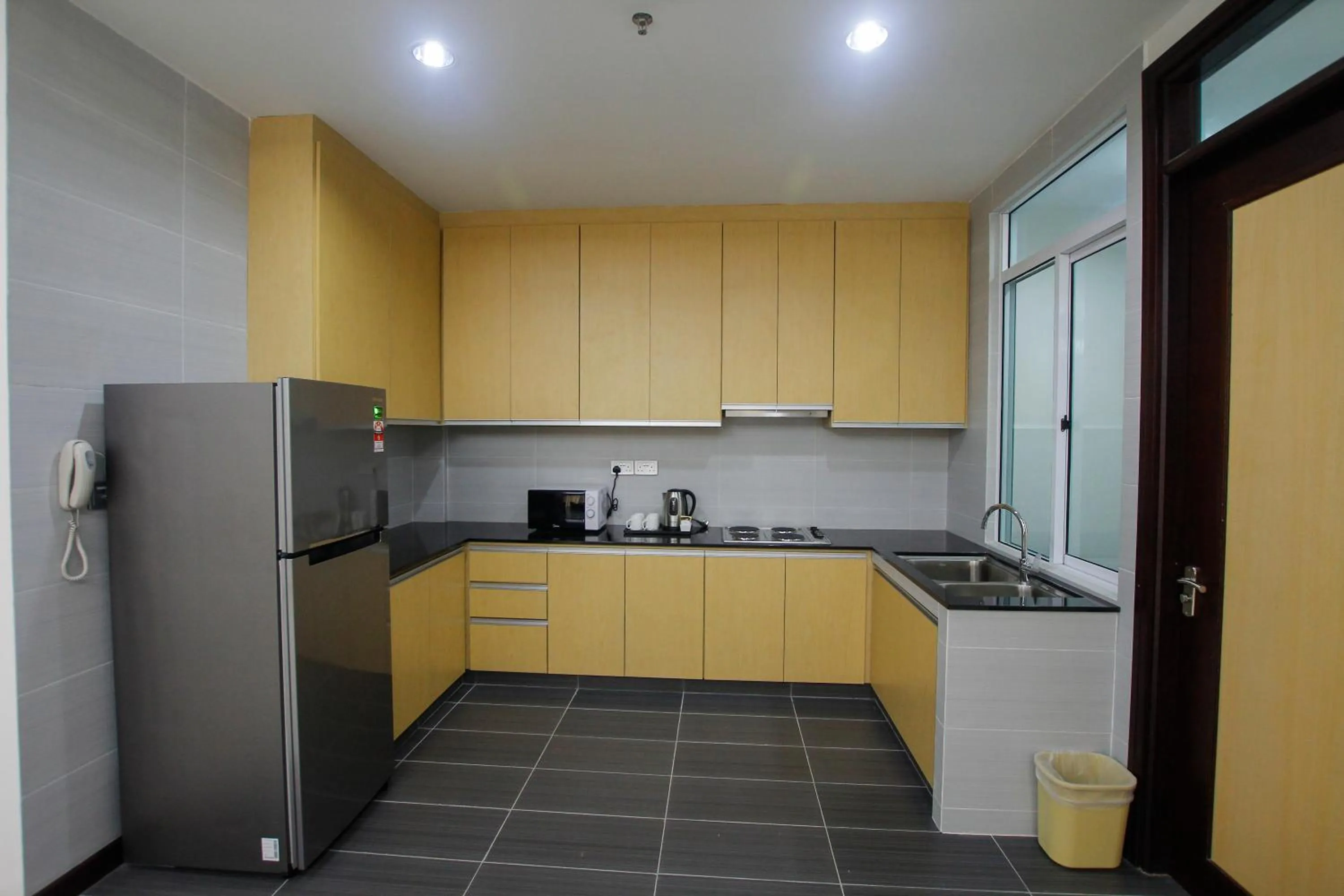 microwave in Bay Resort by Imperial Suites Miri , Diamond Tower