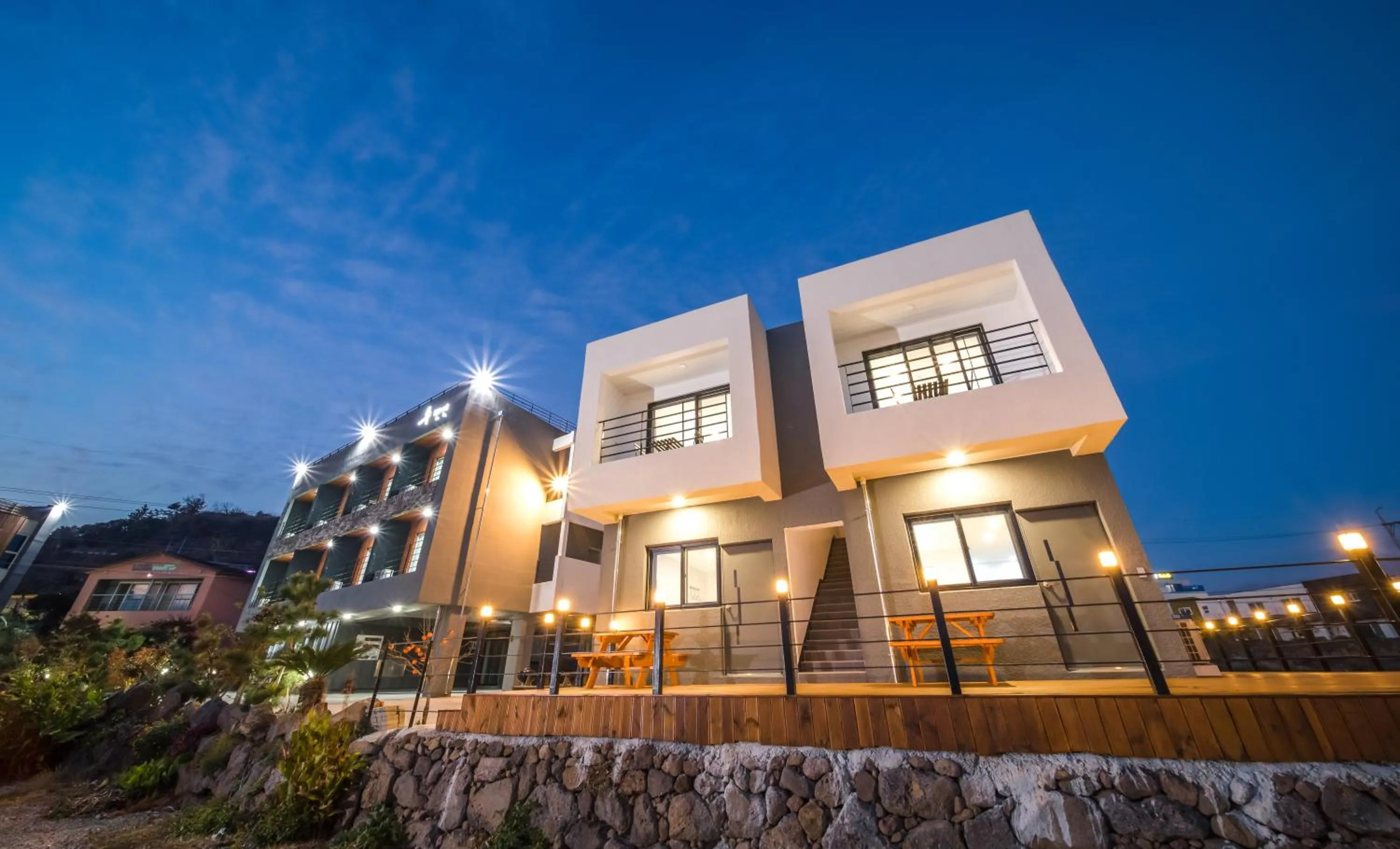 Facade/entrance in Jeju Soo Pension