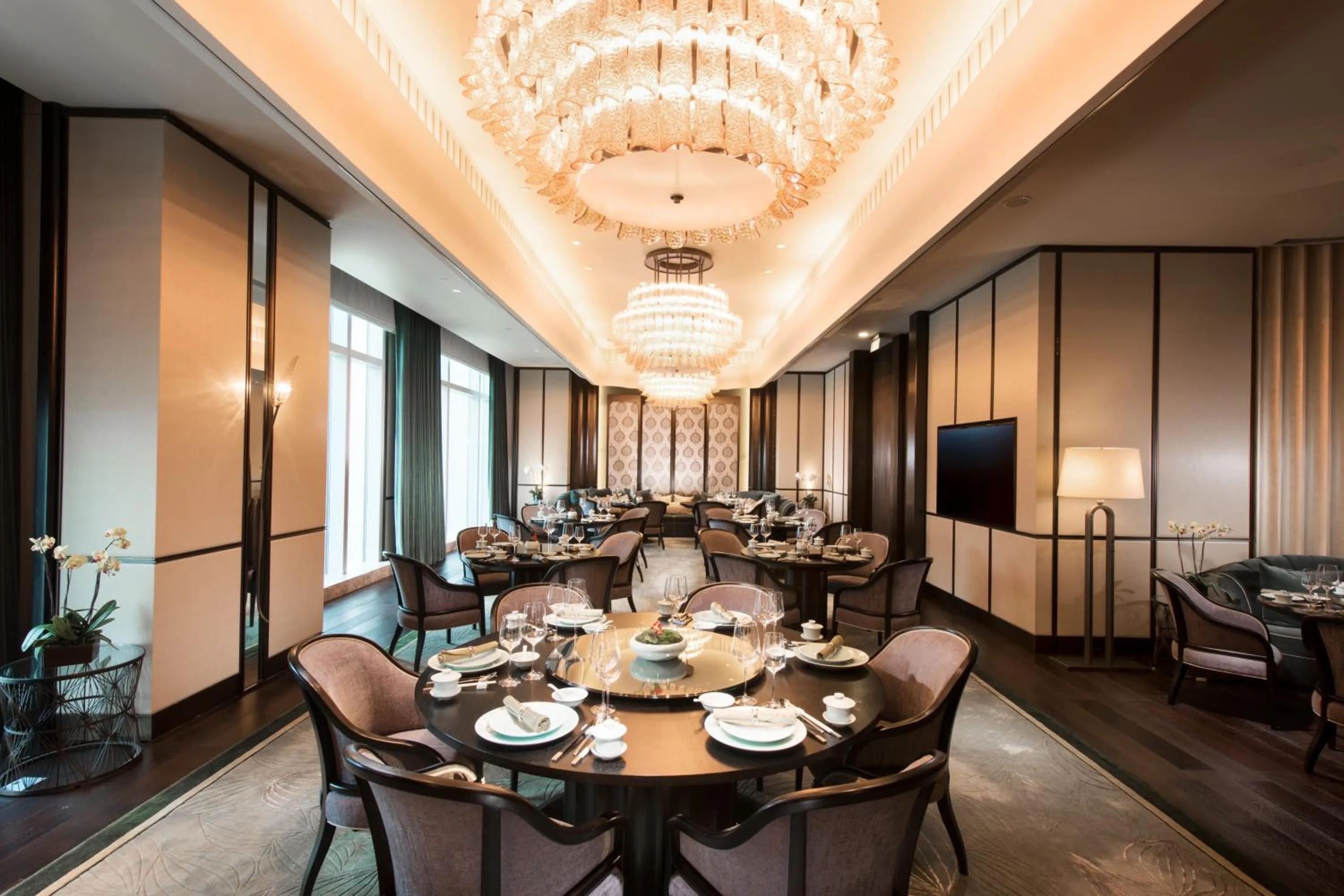 Restaurant/places to eat in Conrad Guangzhou