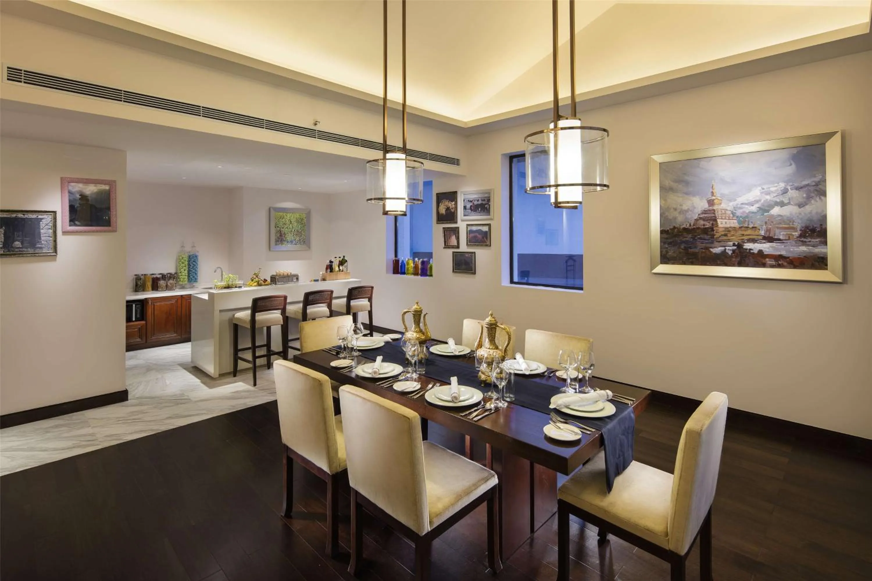 Coffee/tea facilities in Hilton Linzhi Resort