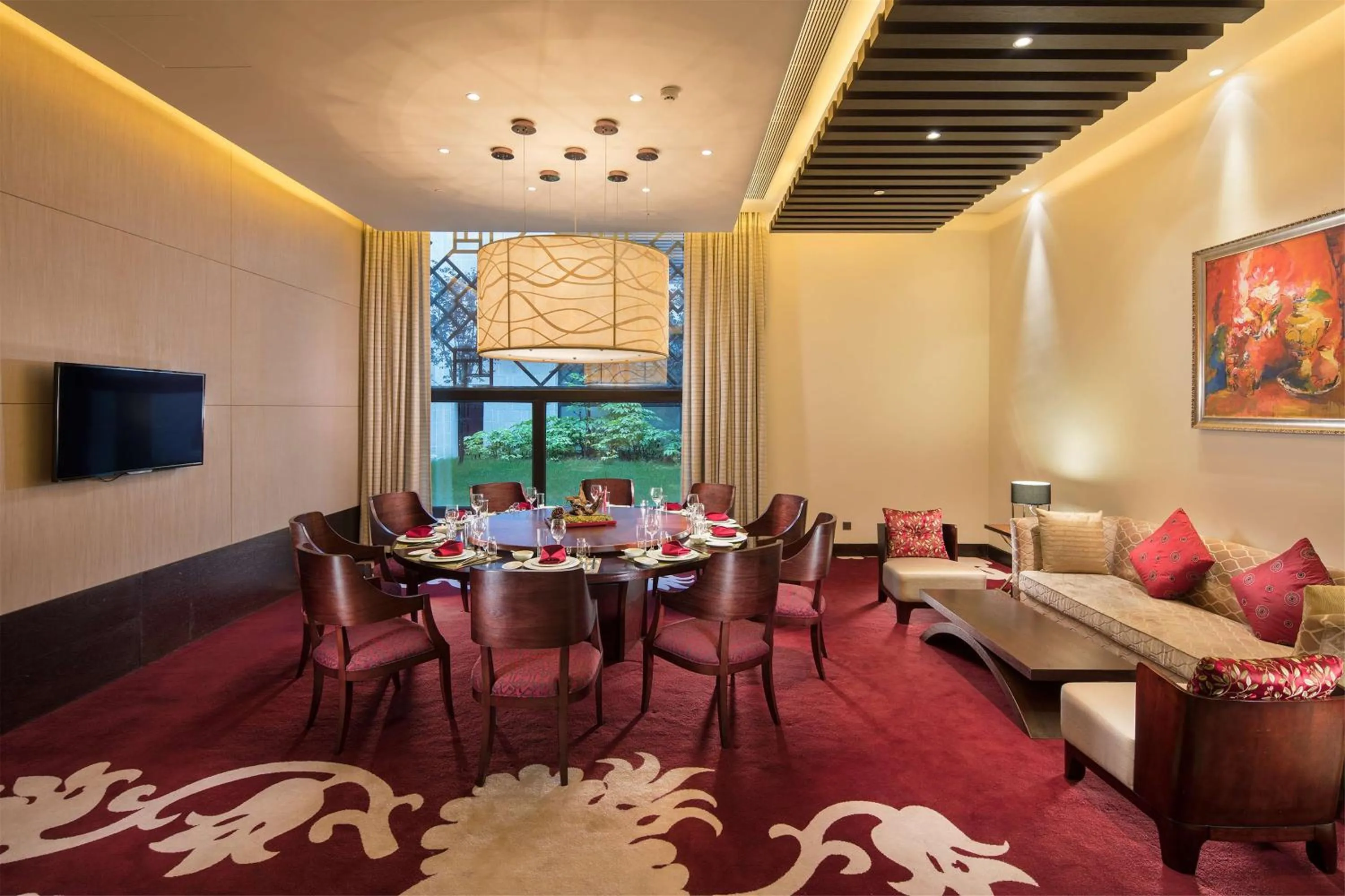 Restaurant/places to eat in Hilton Linzhi Resort