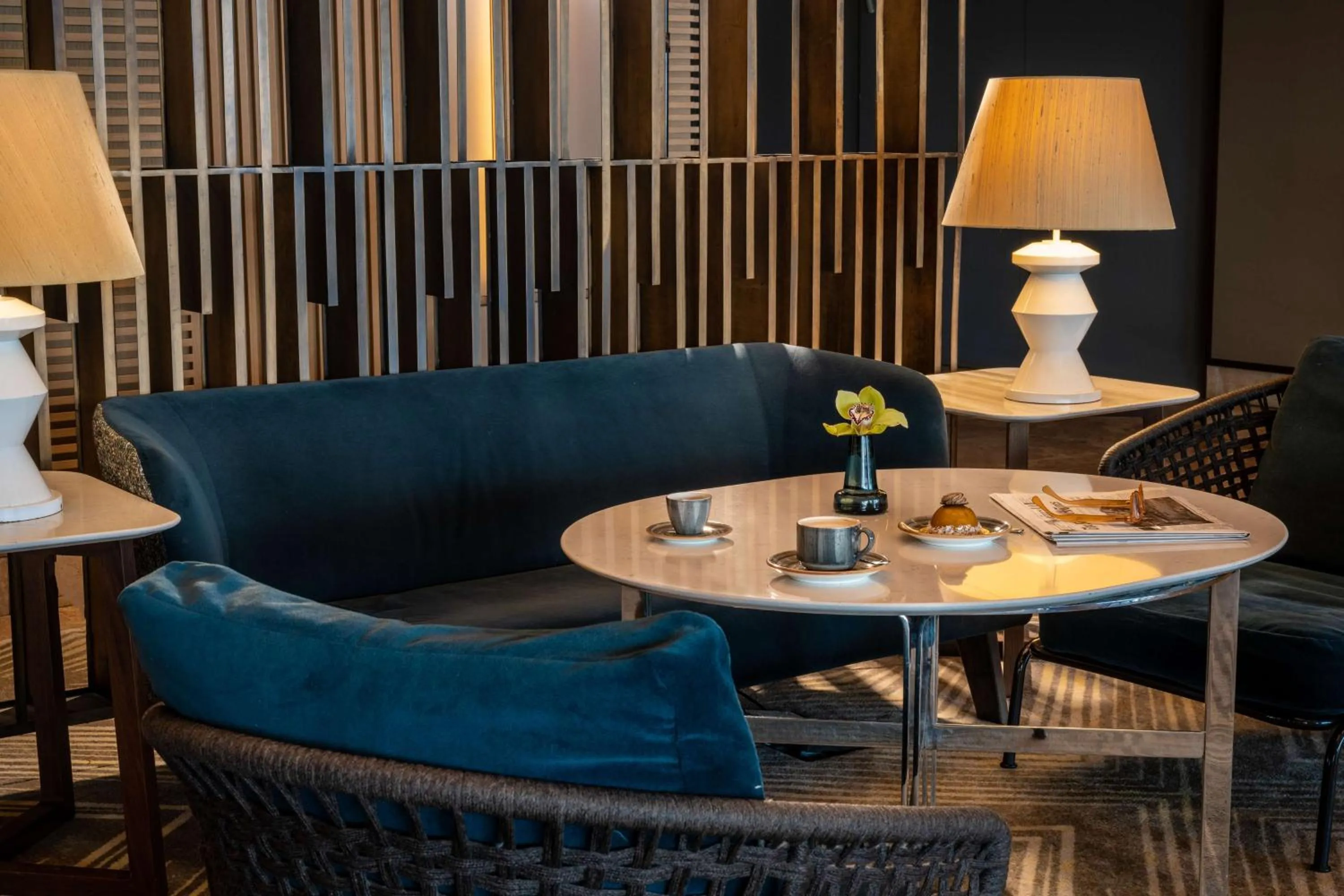 Lounge or bar in The Vista At Hilton Tel Aviv