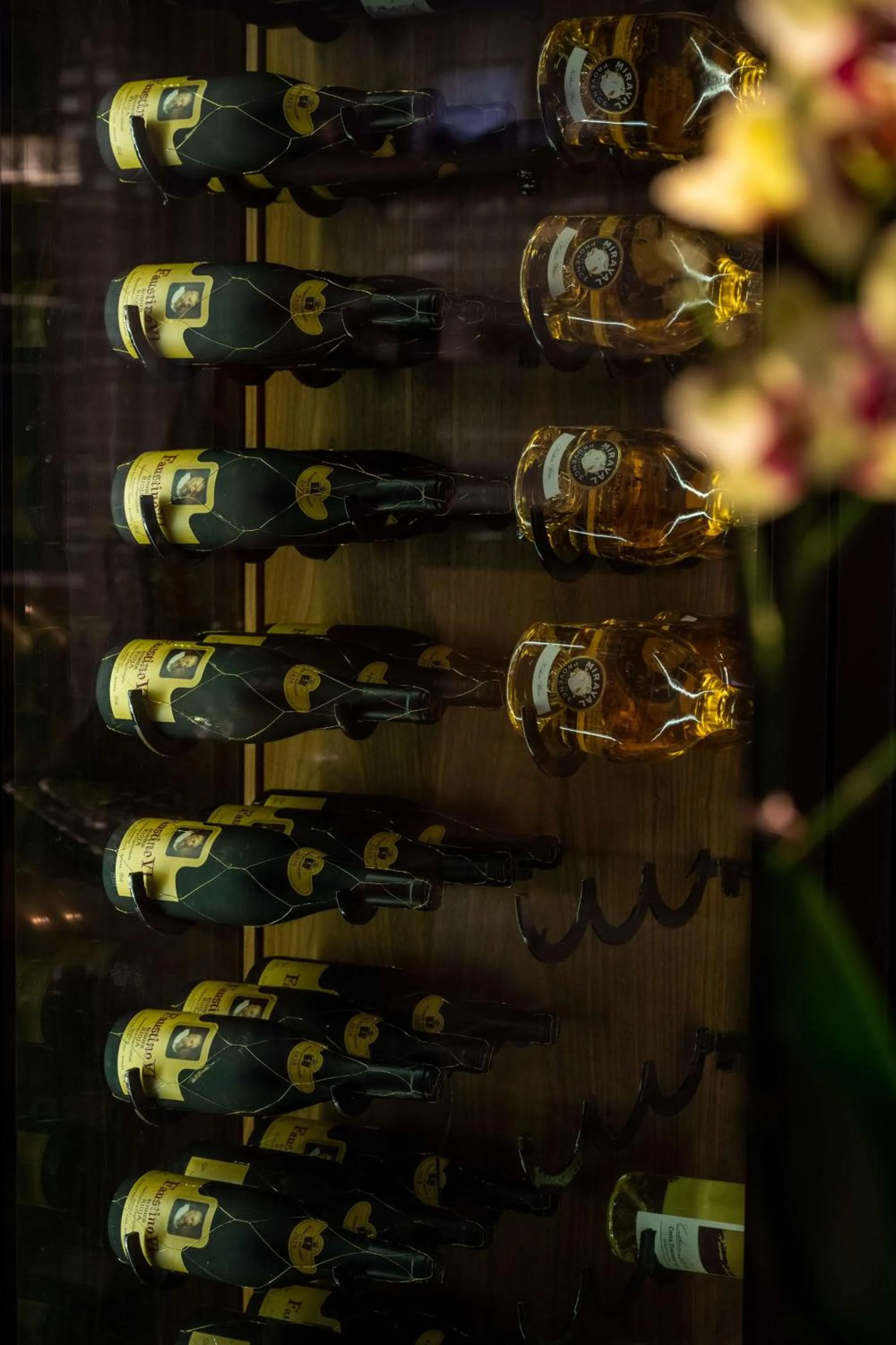 Dining area in The Vista At Hilton Tel Aviv