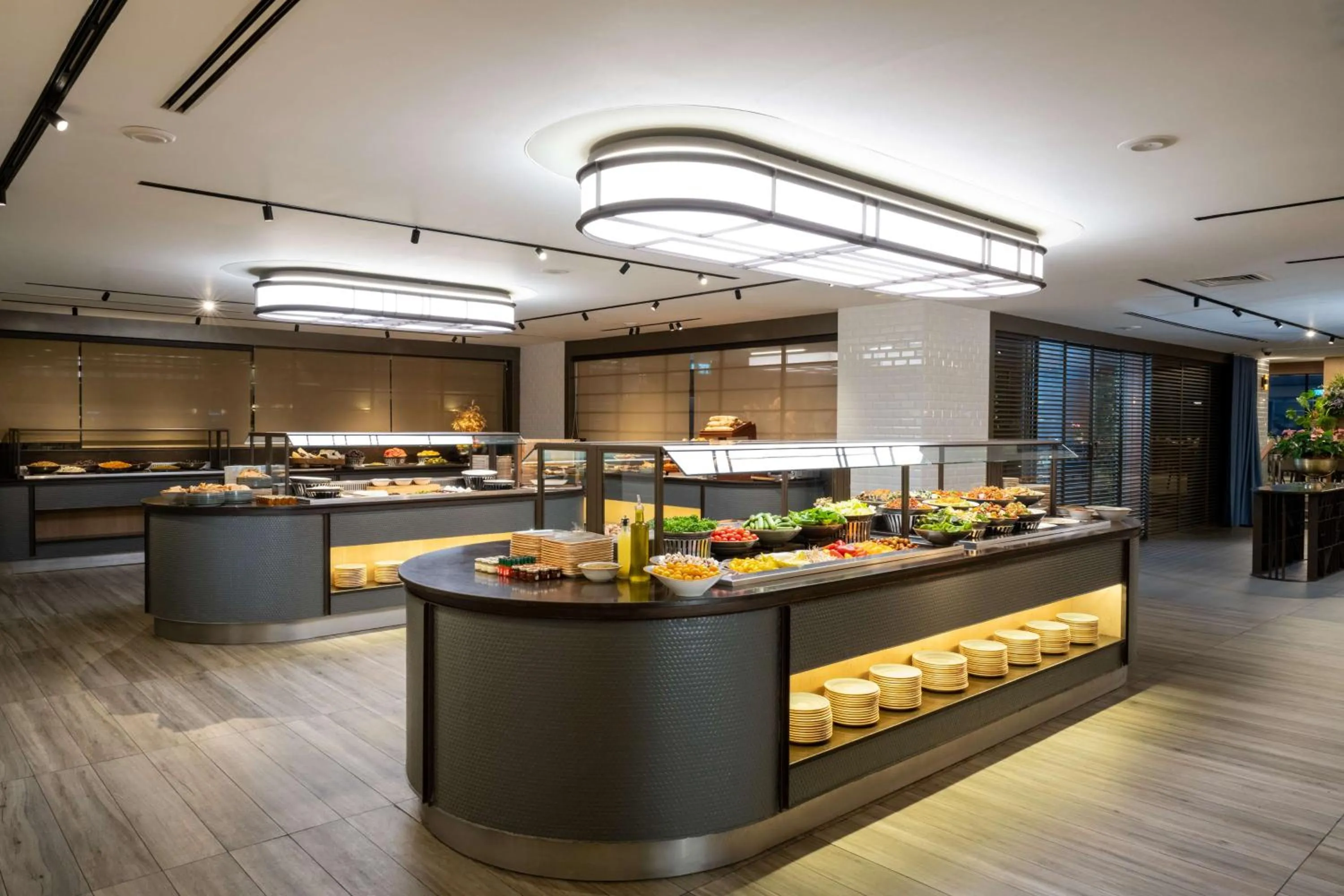 Breakfast in The Vista At Hilton Tel Aviv