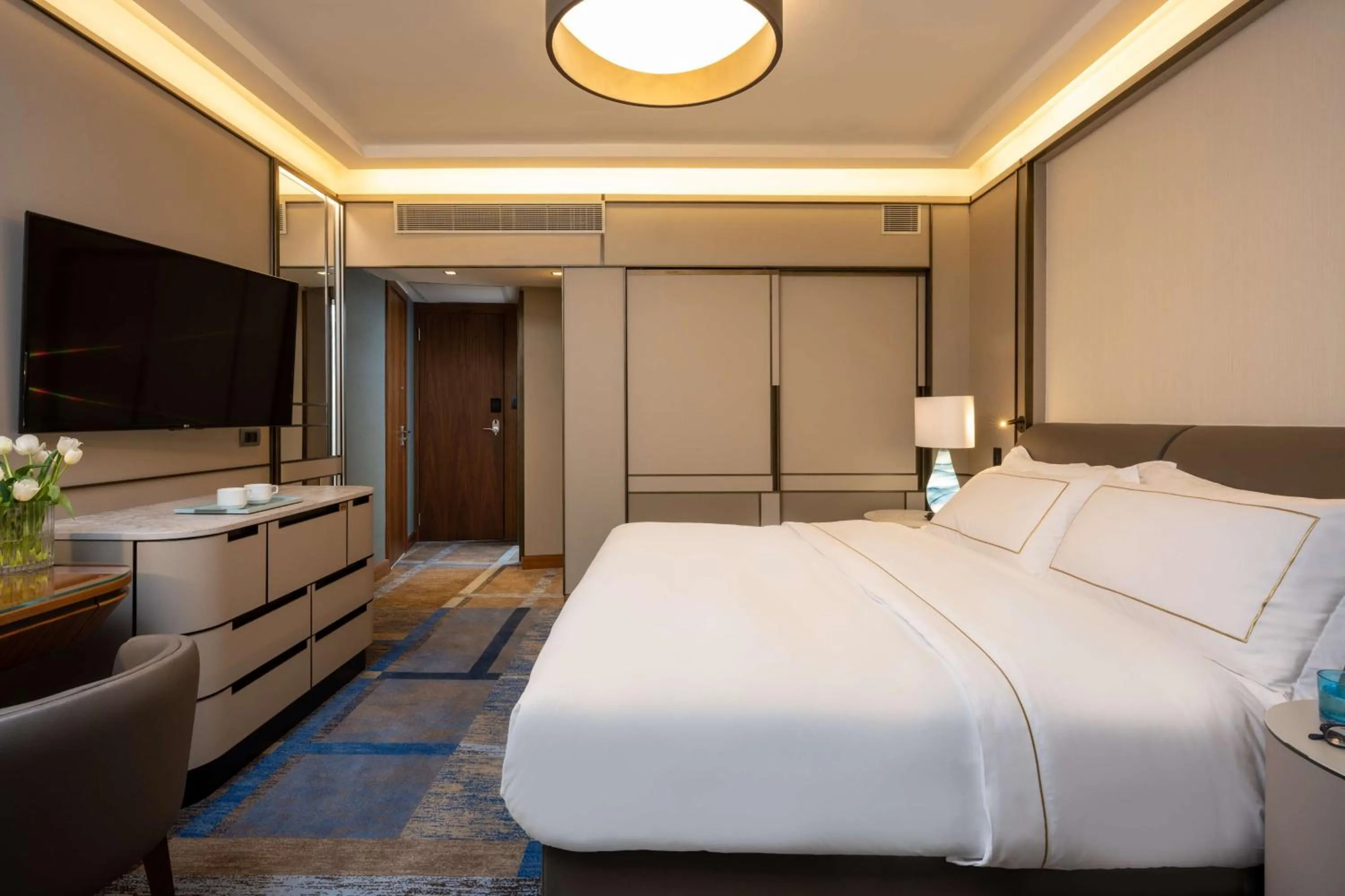 Bed in The Vista At Hilton Tel Aviv