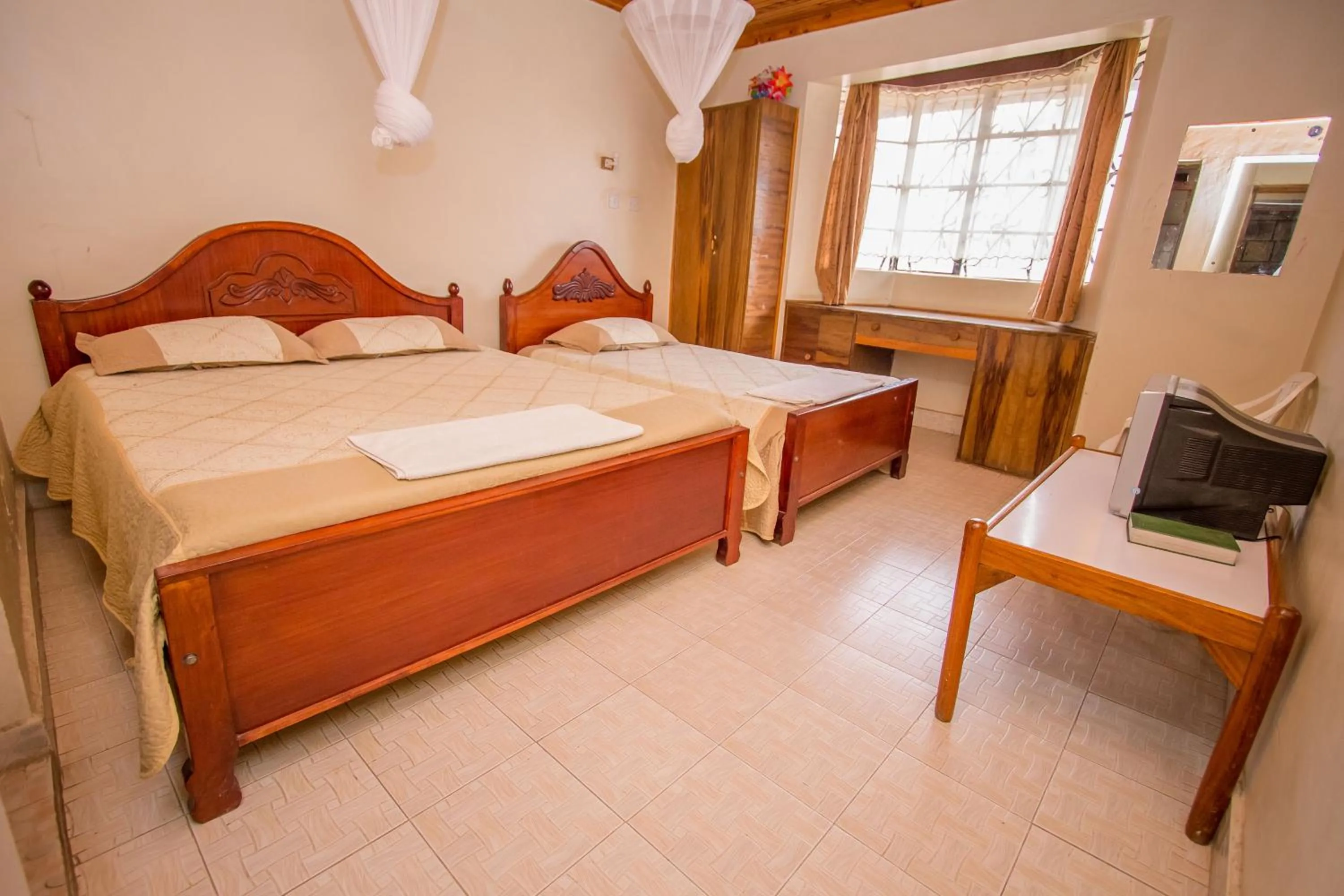 bunk bed in Hotel Genevieve