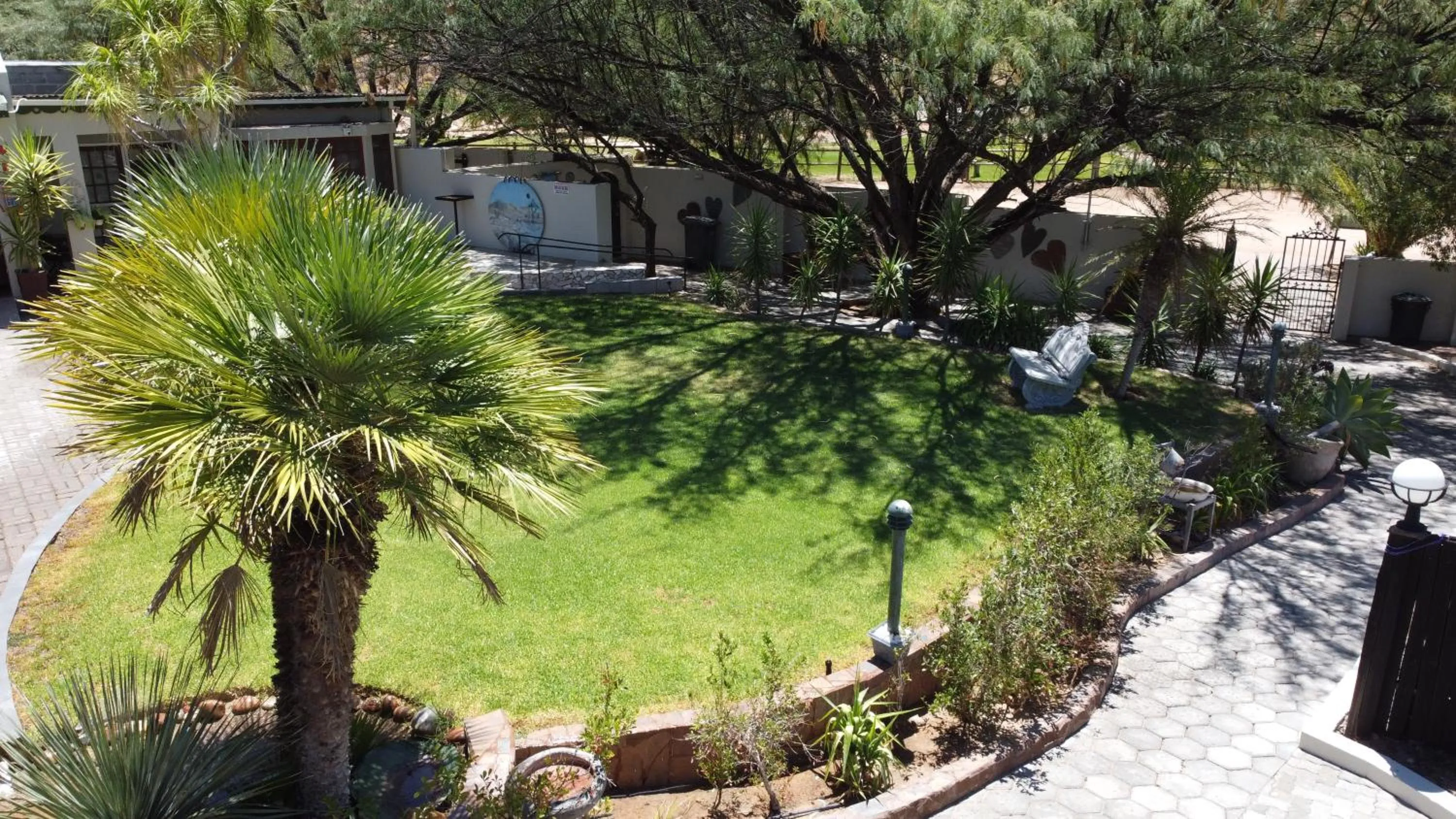 Property building in Daisy Country Lodge