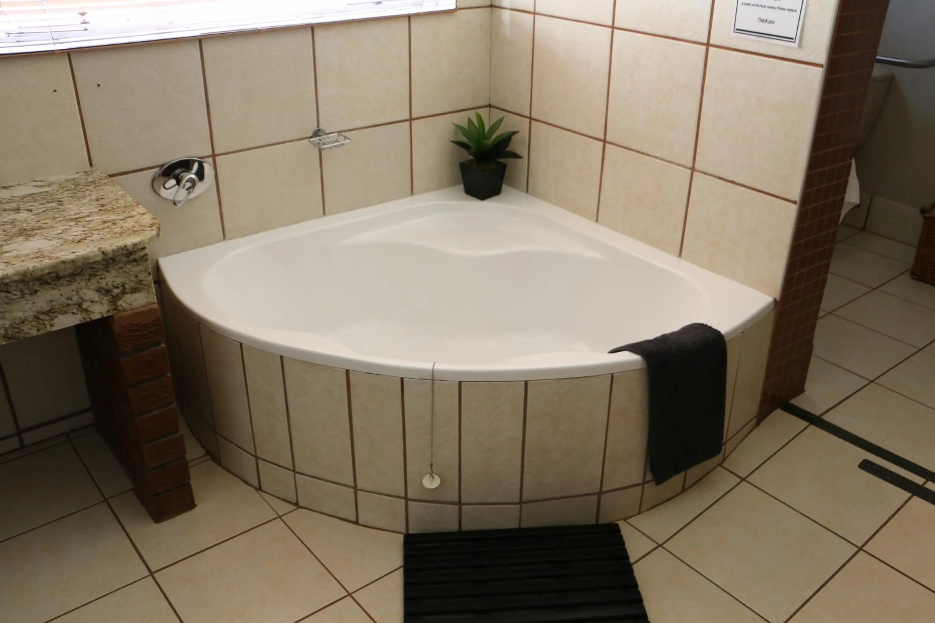 Bathroom in Daisy Country Lodge