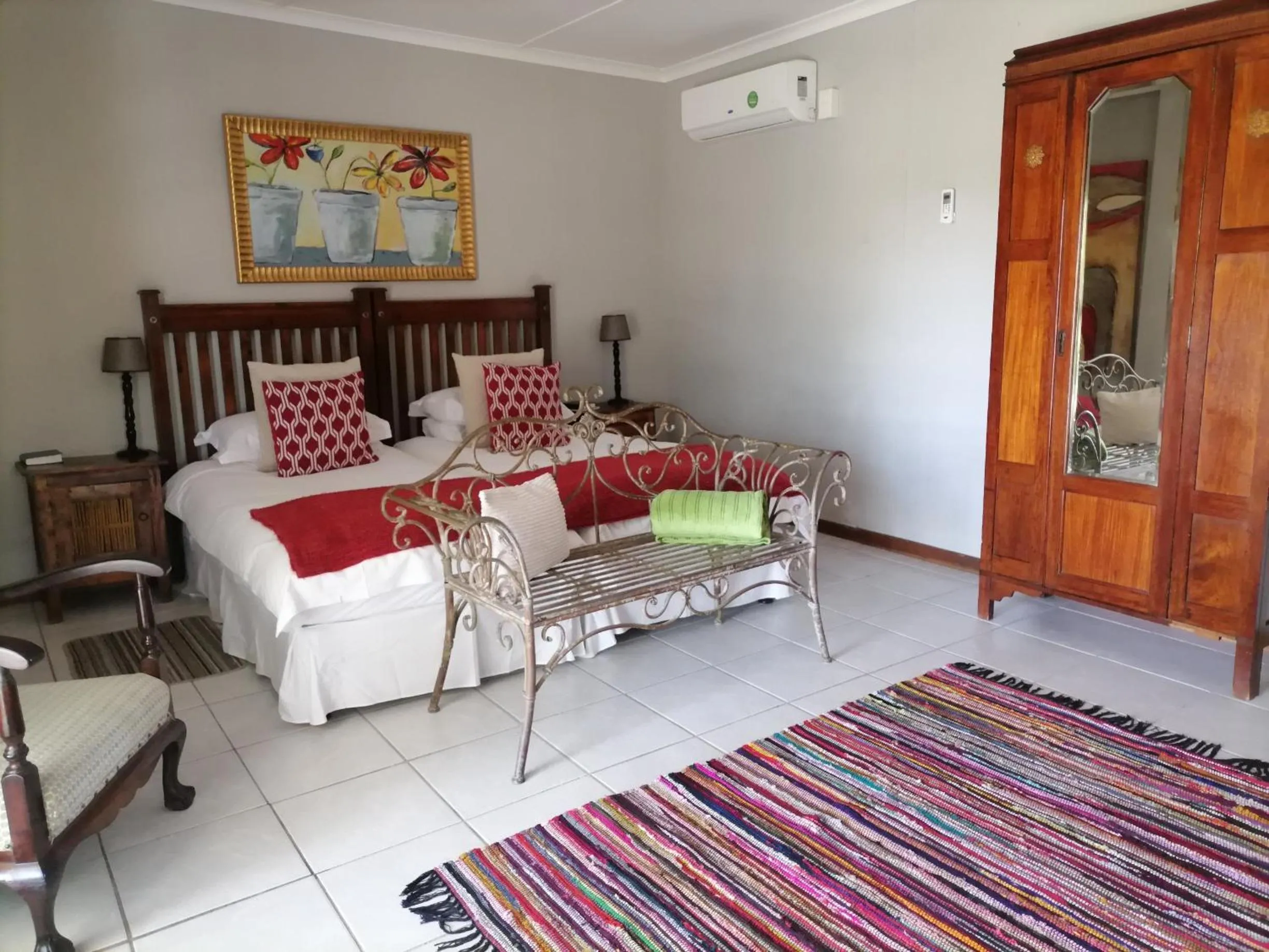 Bedroom in Daisy Country Lodge