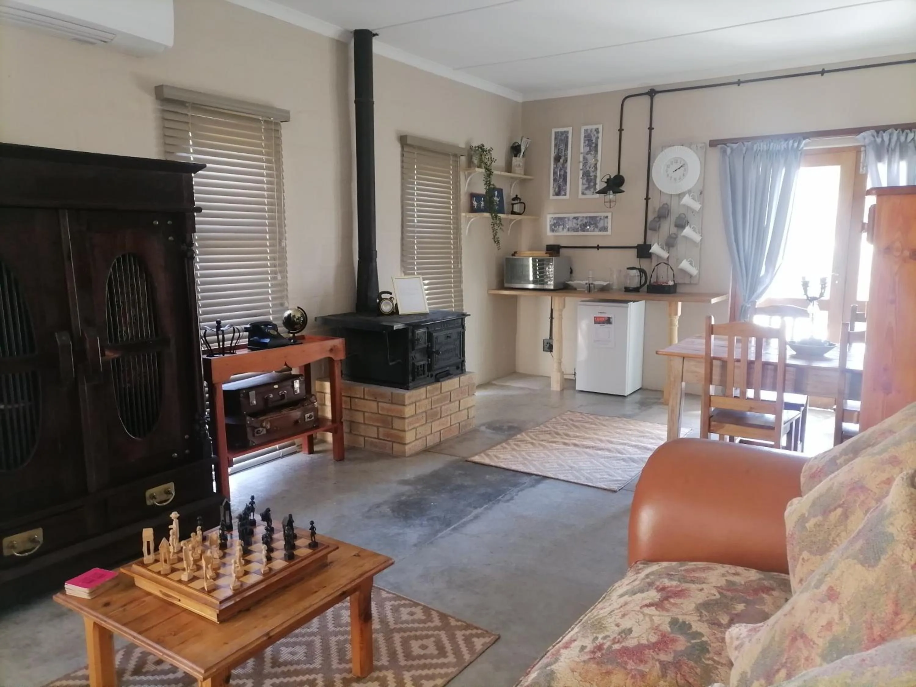 Living room in Daisy Country Lodge