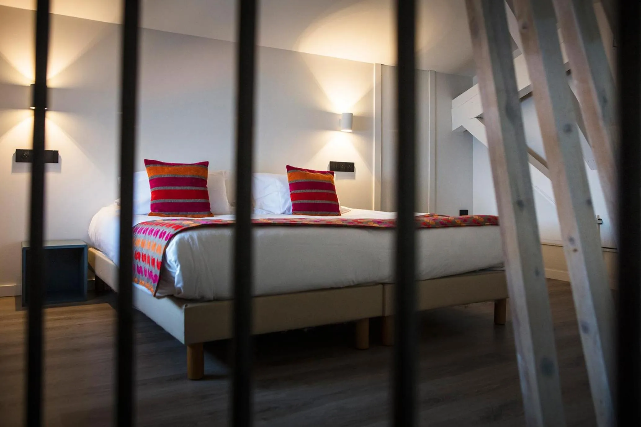 Bedroom, Bed in Hotel Le Bon Port