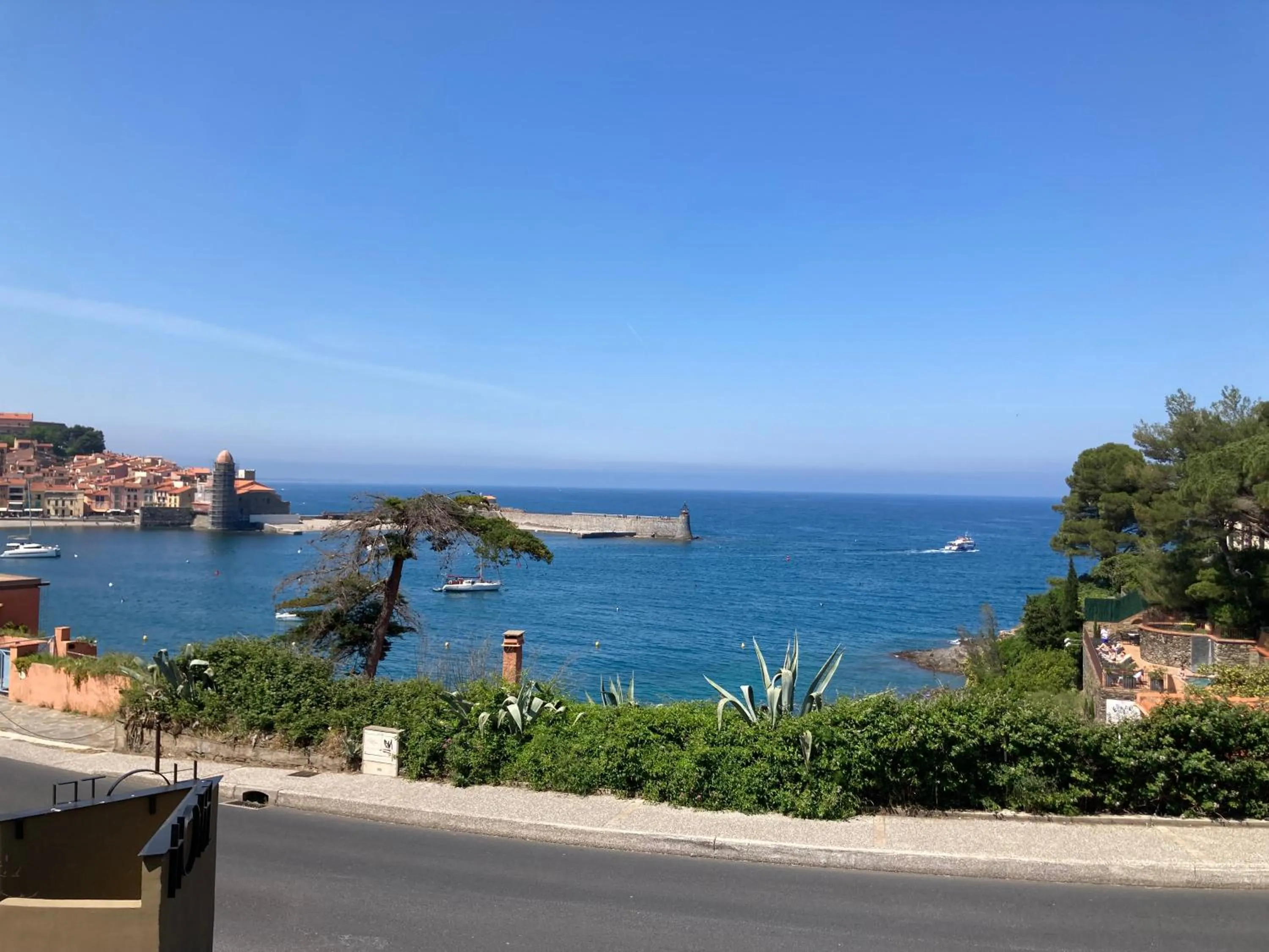 Sea view in Hotel Le Bon Port