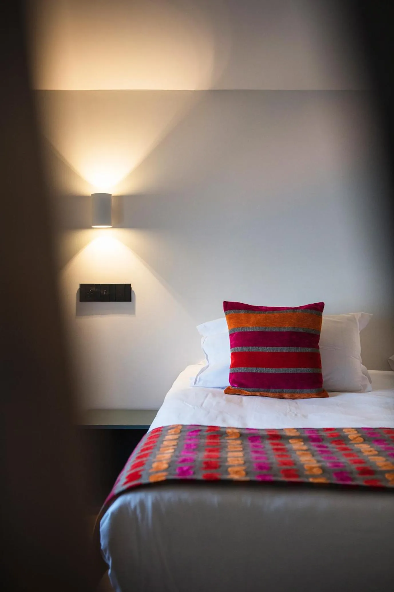 Bedroom, Bed in Hotel Le Bon Port