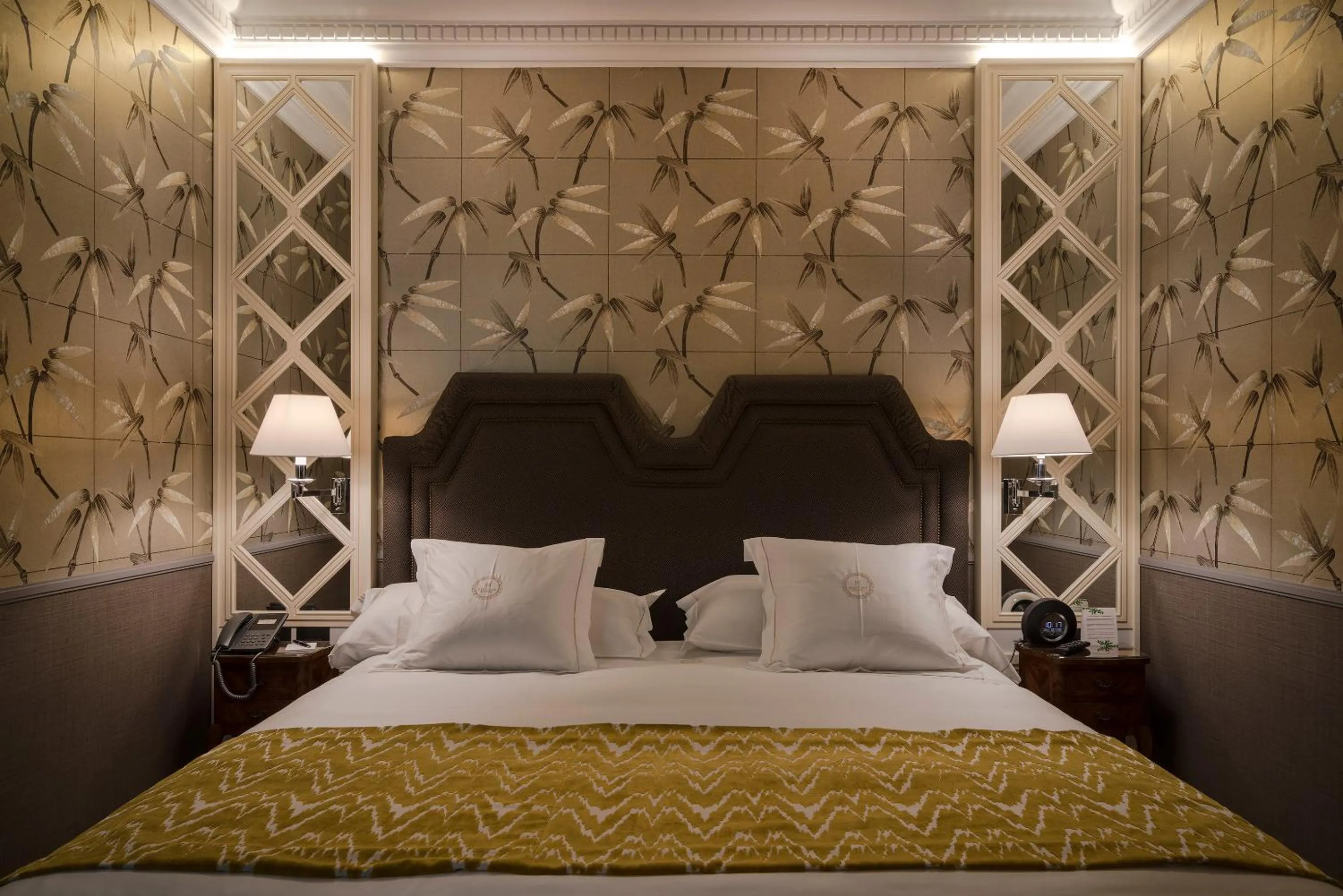 Bed in Relais & Châteaux Heritage Hotel