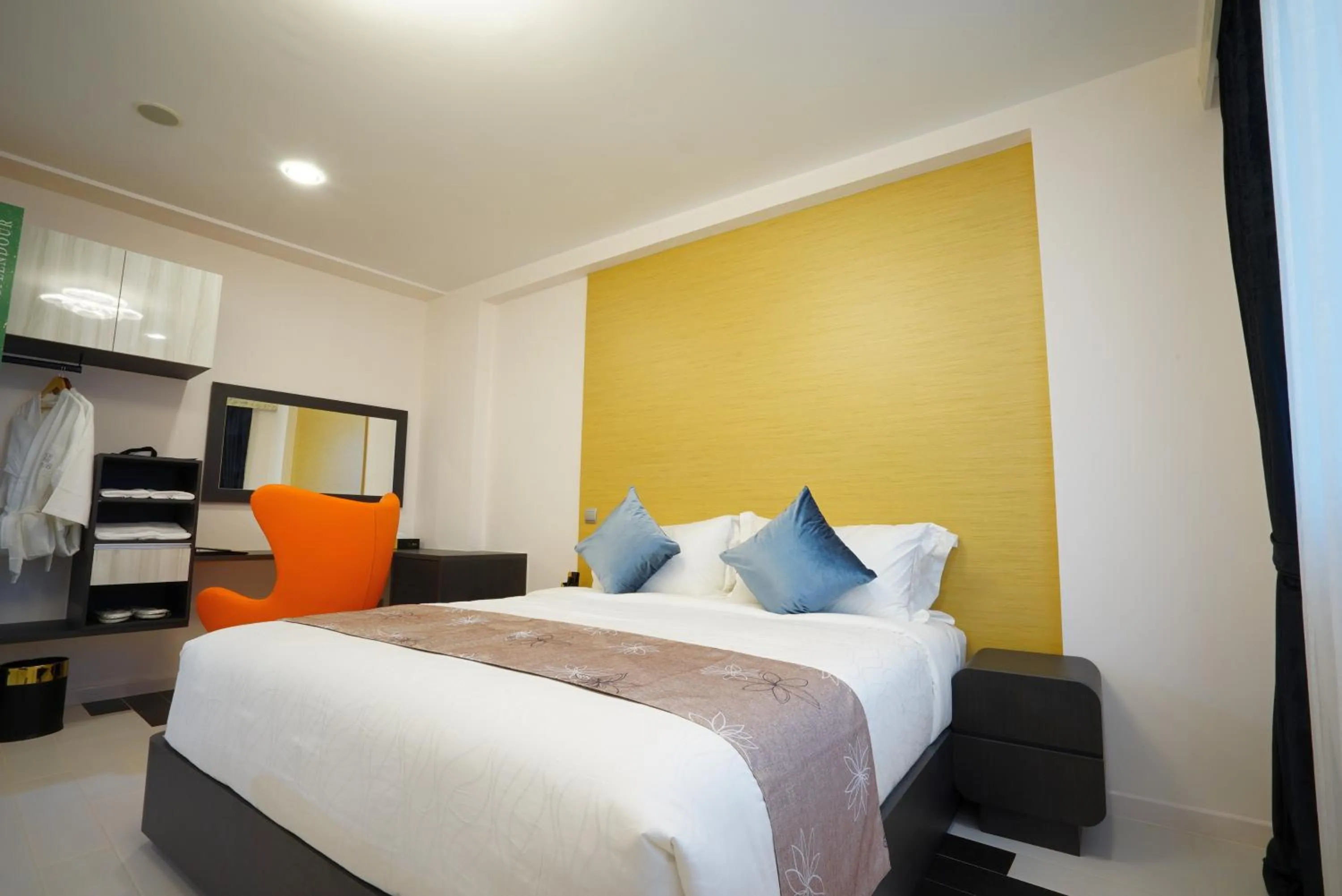 Bed in five6 Hotel Splendour