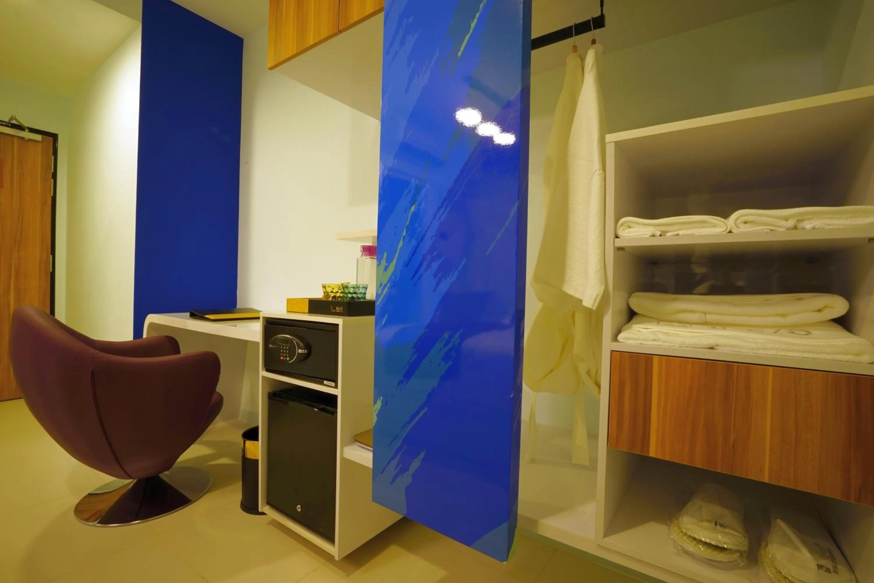 Area and facilities in five6 Hotel Splendour