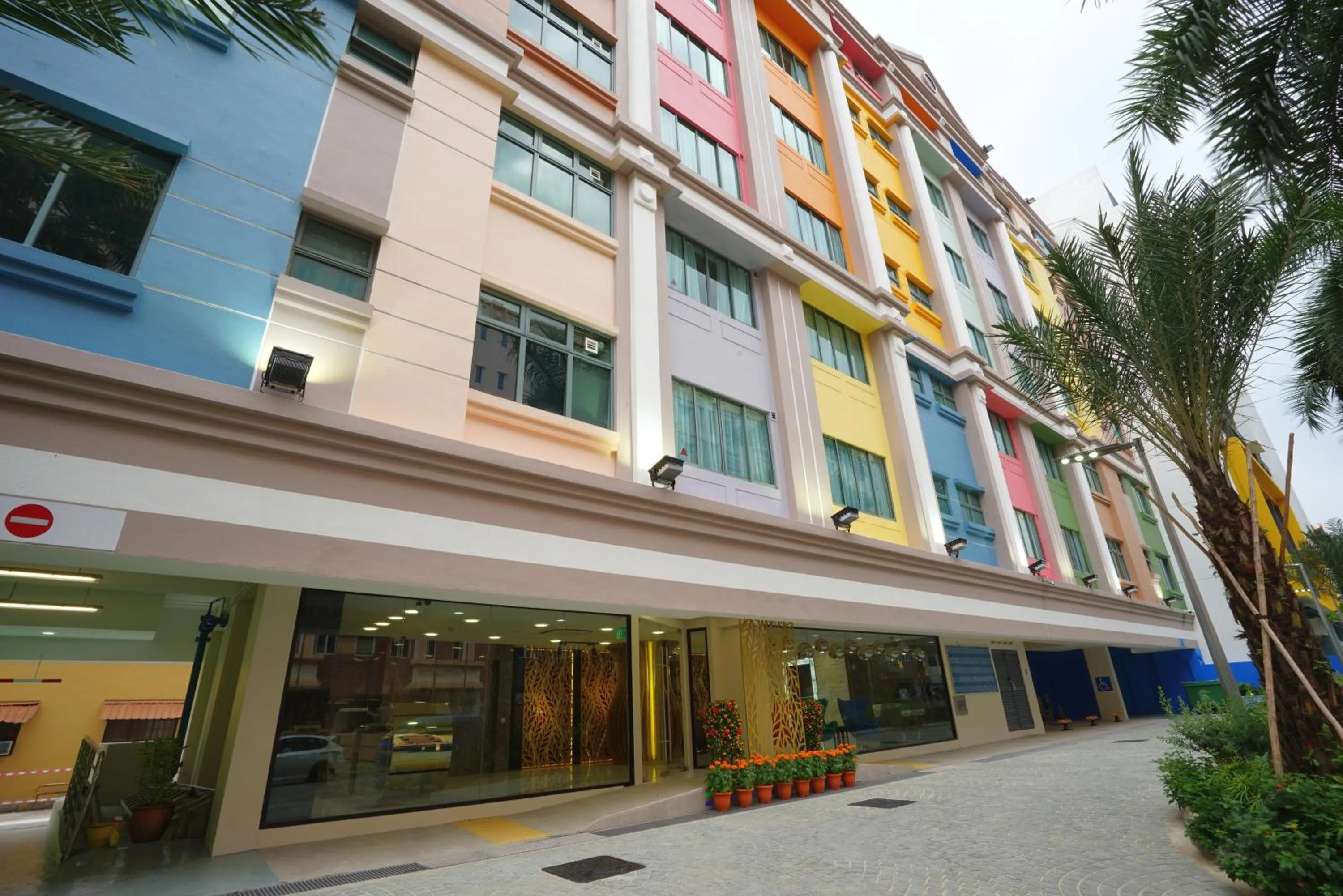 Facade/entrance in five6 Hotel Splendour