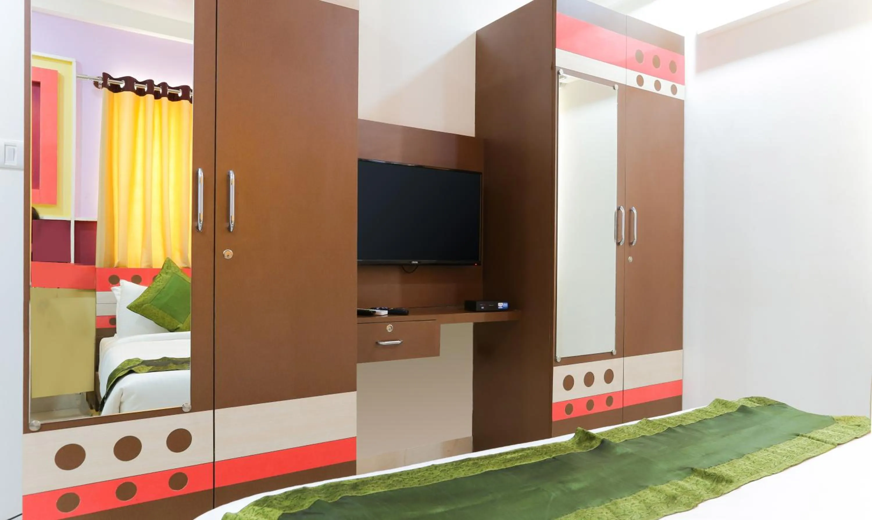 Bedroom in Itsy Hotels Worldtree Bellandur