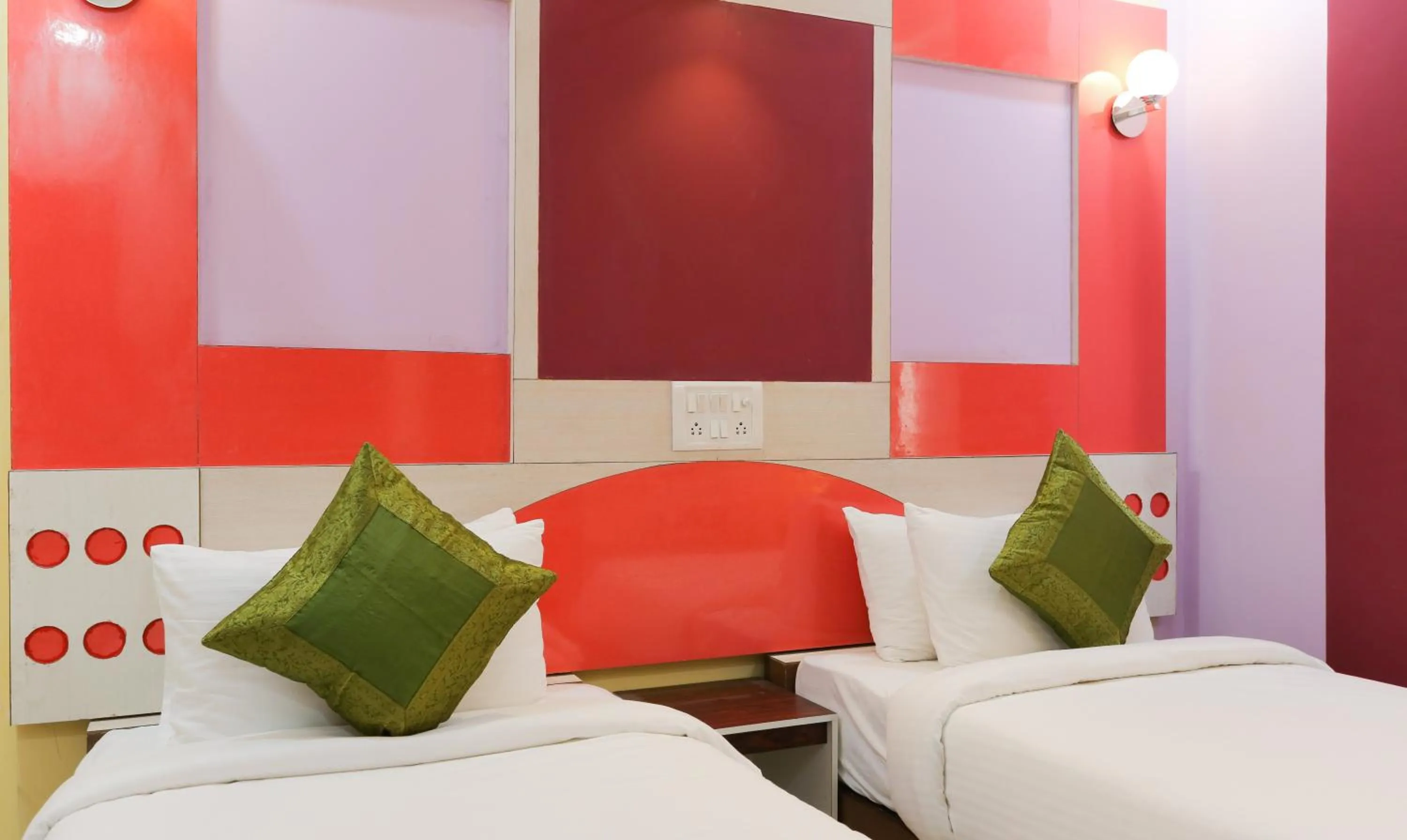 Bedroom, Bed in Itsy Hotels Worldtree Bellandur