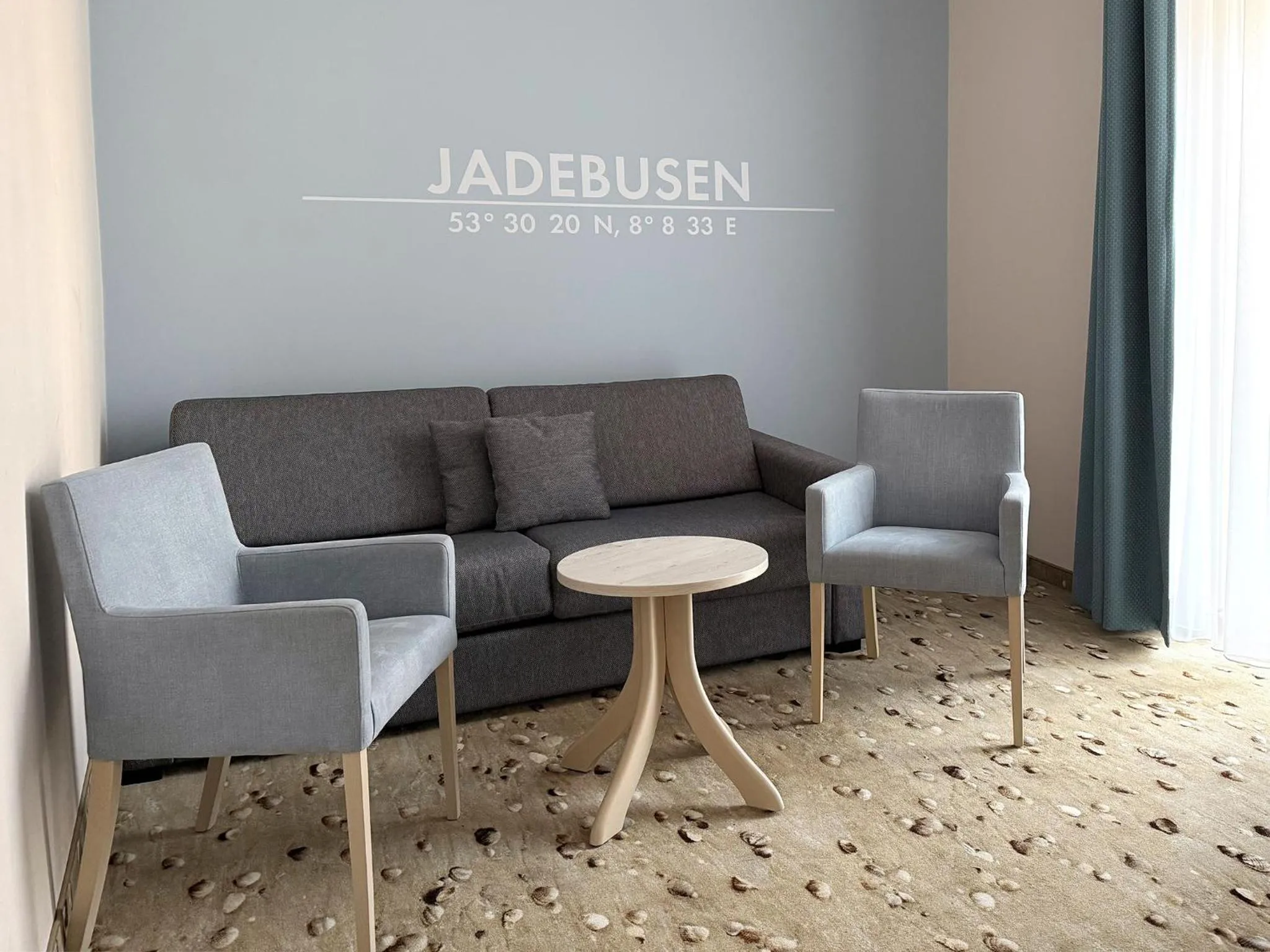 Seating area in DORMERO Hotel Wilhelmshaven