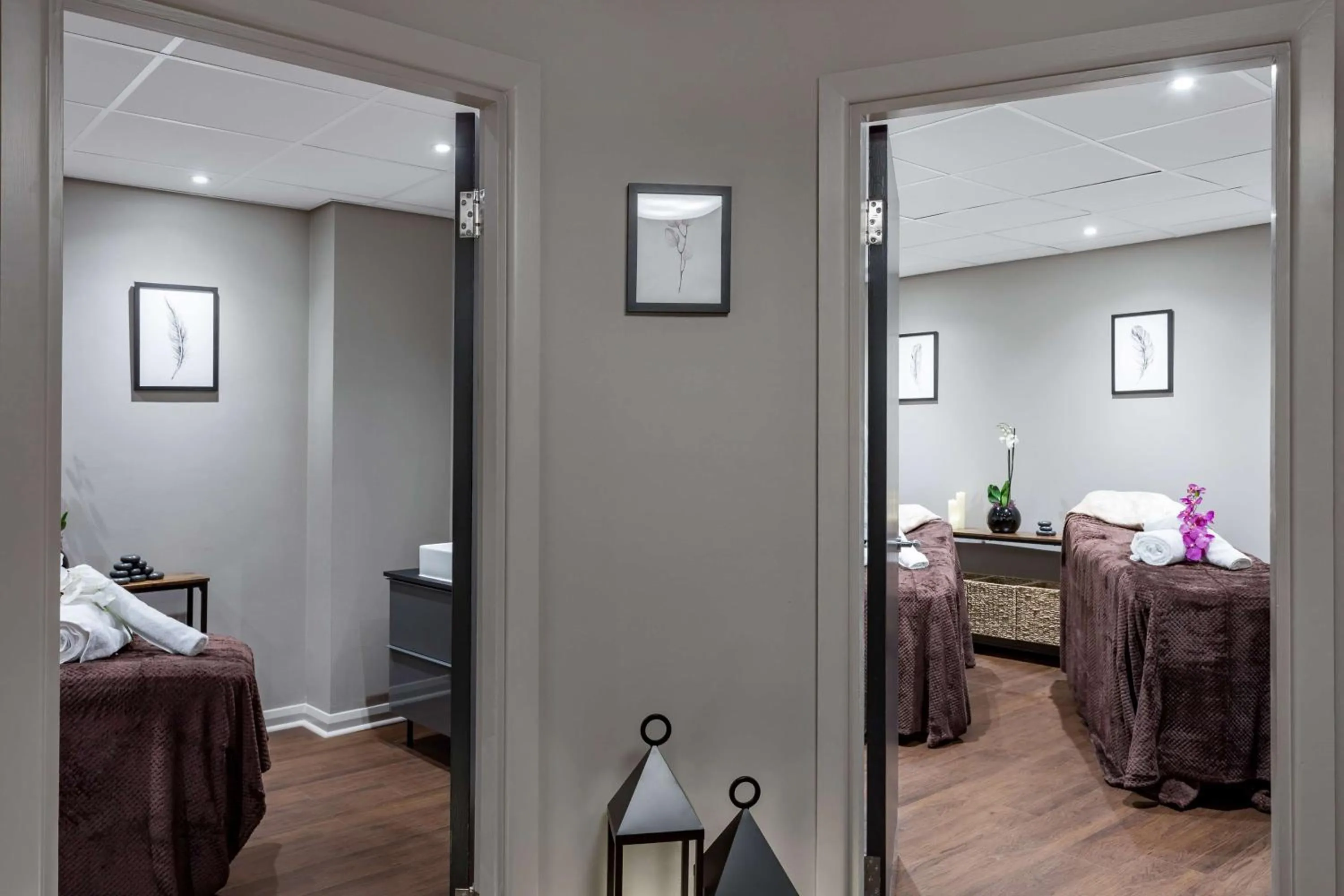 Fitness centre/facilities, Bed in Radisson Blu Hotel London Stansted Airport