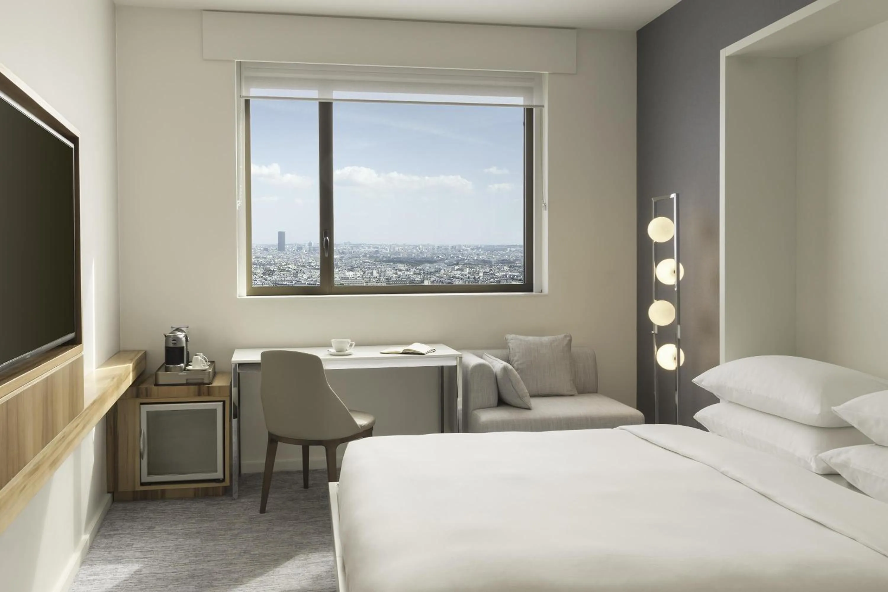 Photo of the whole room, Bed in Hyatt Regency Paris Etoile