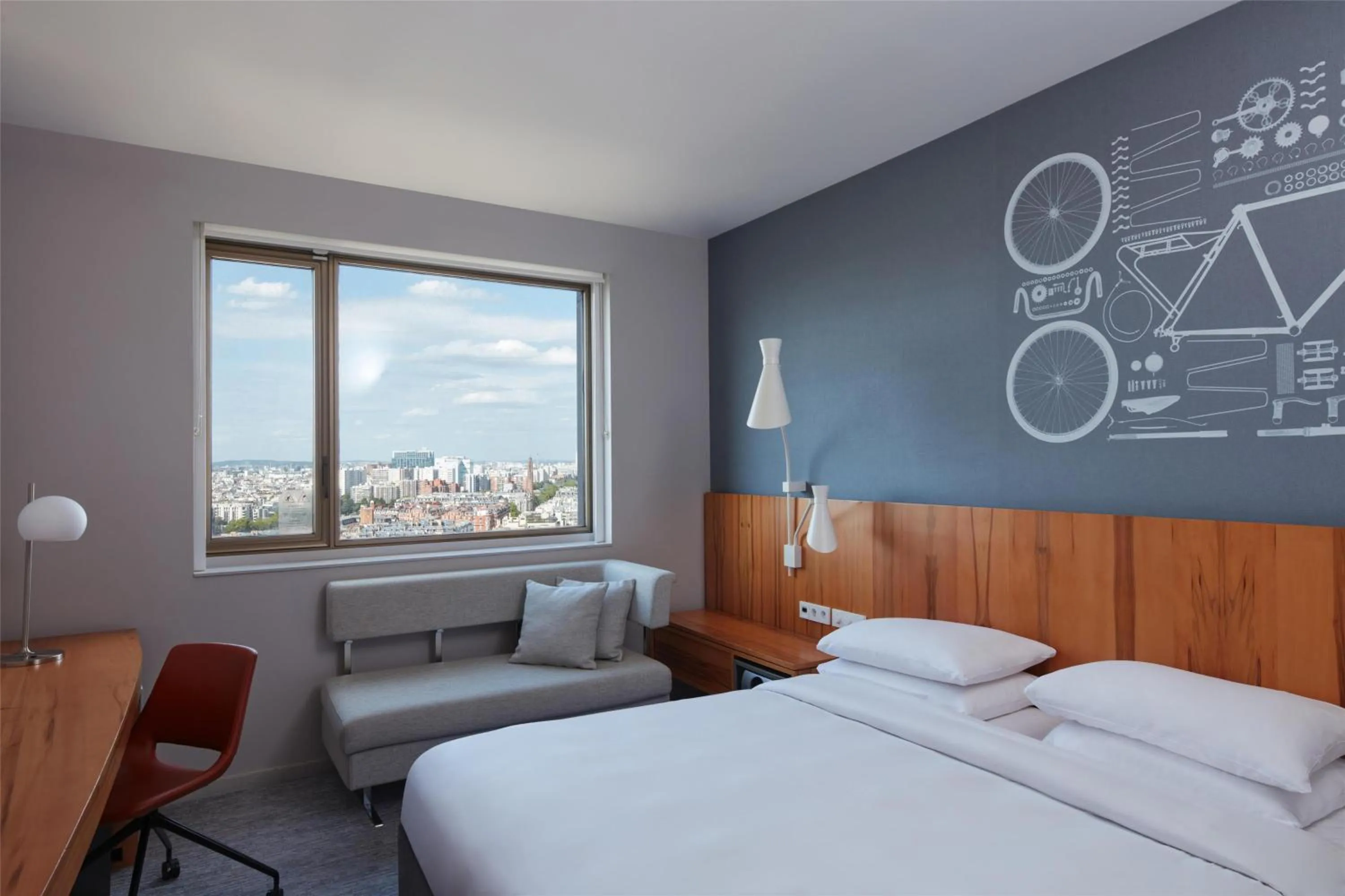 Bedroom, Bed in Hyatt Regency Paris Etoile