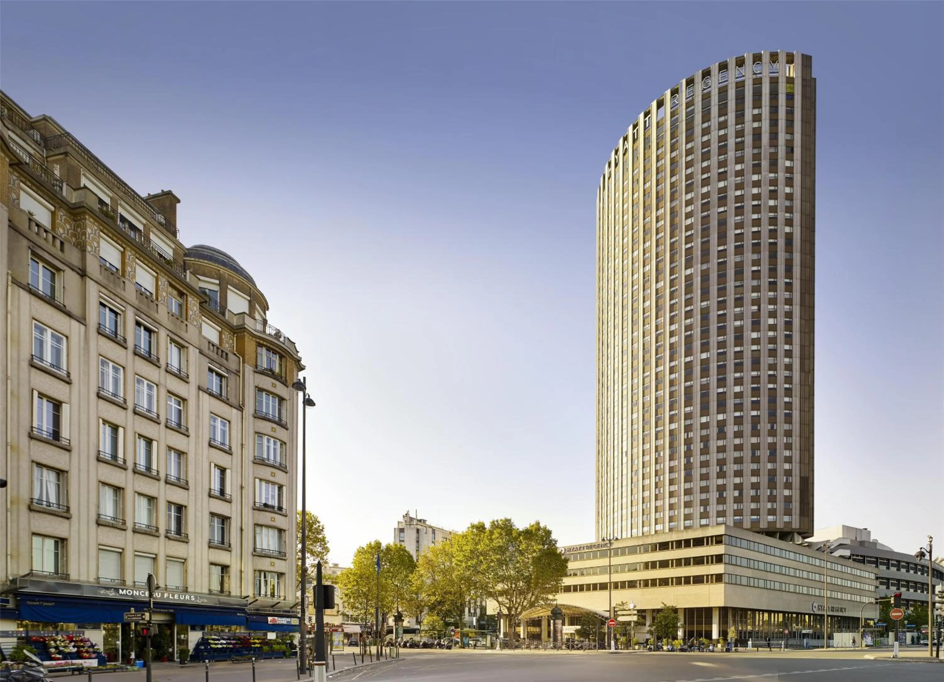Property building in Hyatt Regency Paris Etoile