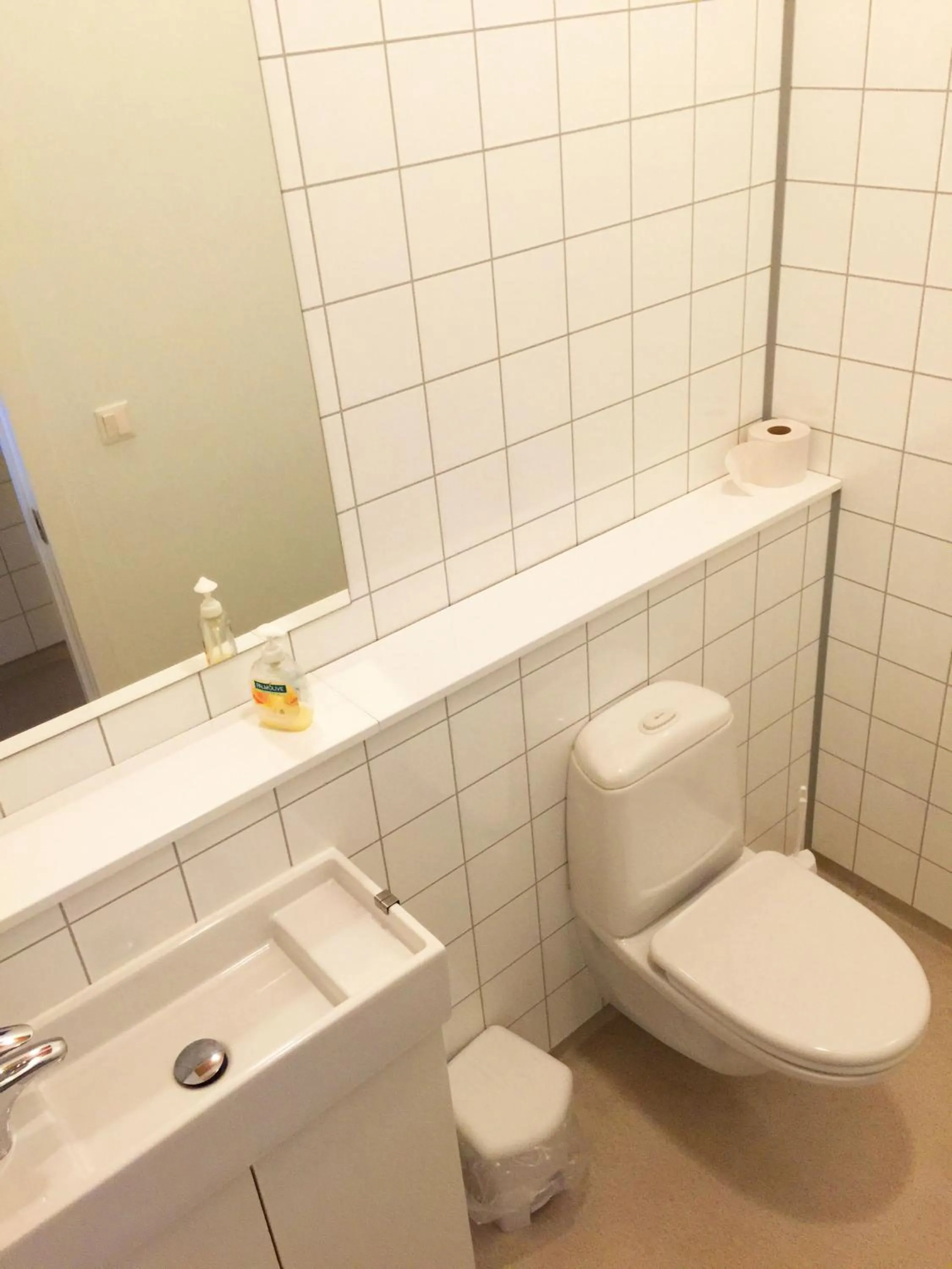 Toilet in South Central Guesthouse