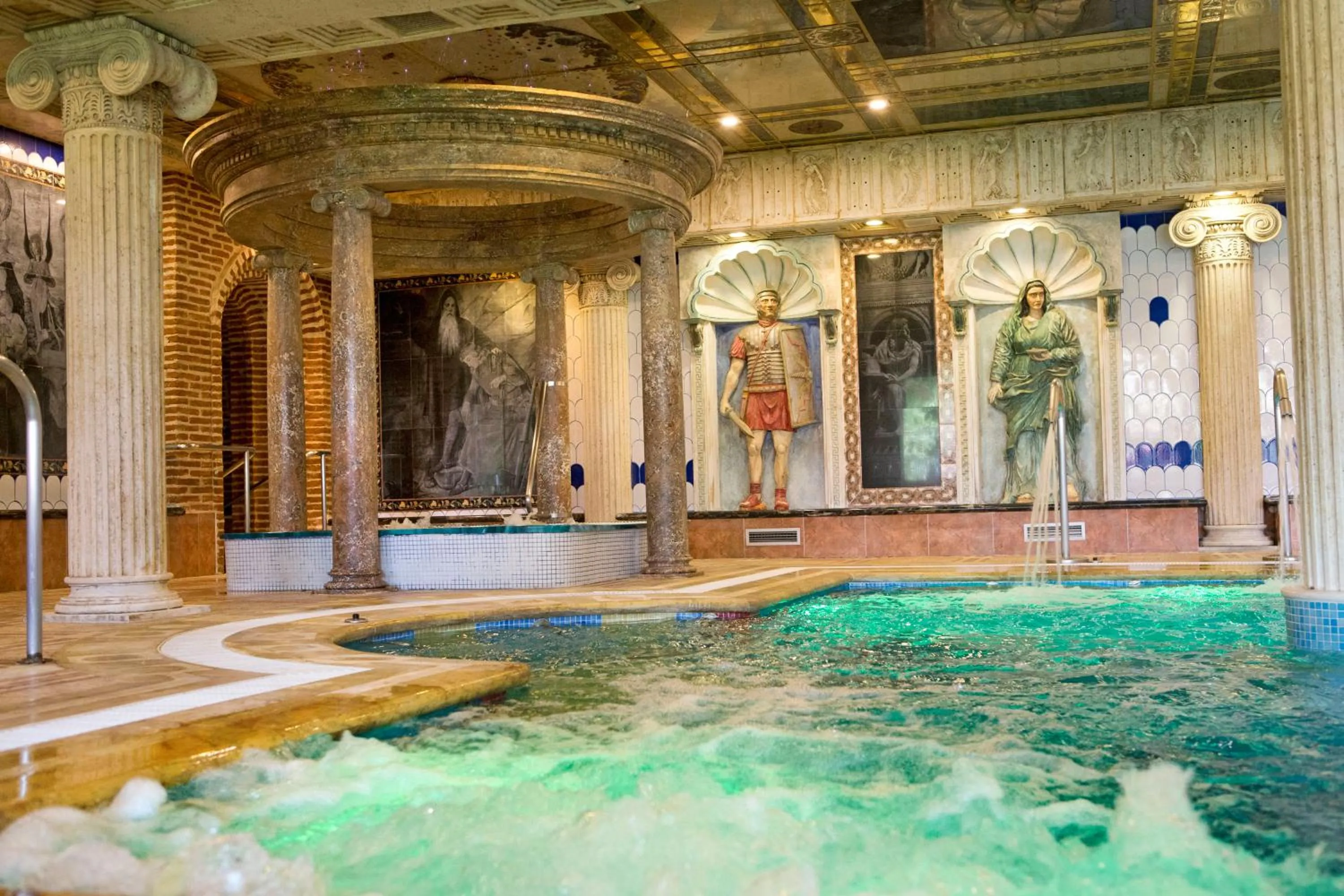 Hot Spring Bath in Hotel Spa Convento I