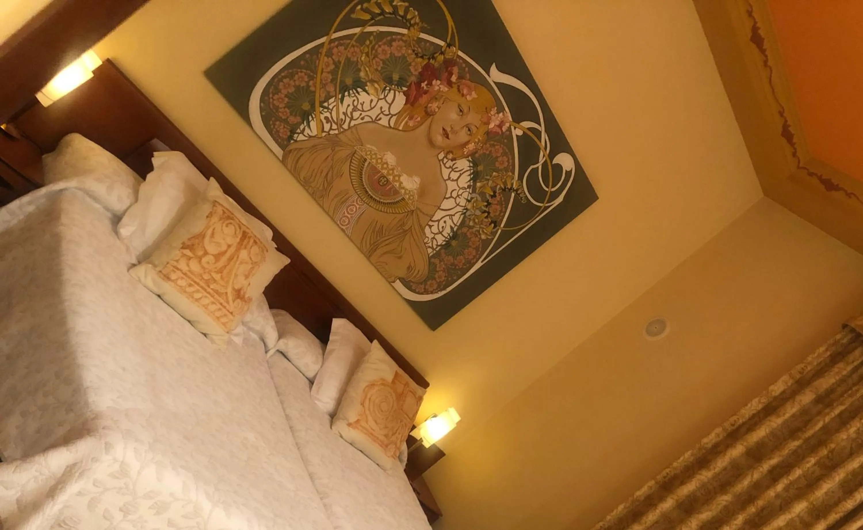 Photo of the whole room in Hotel Spa Convento I