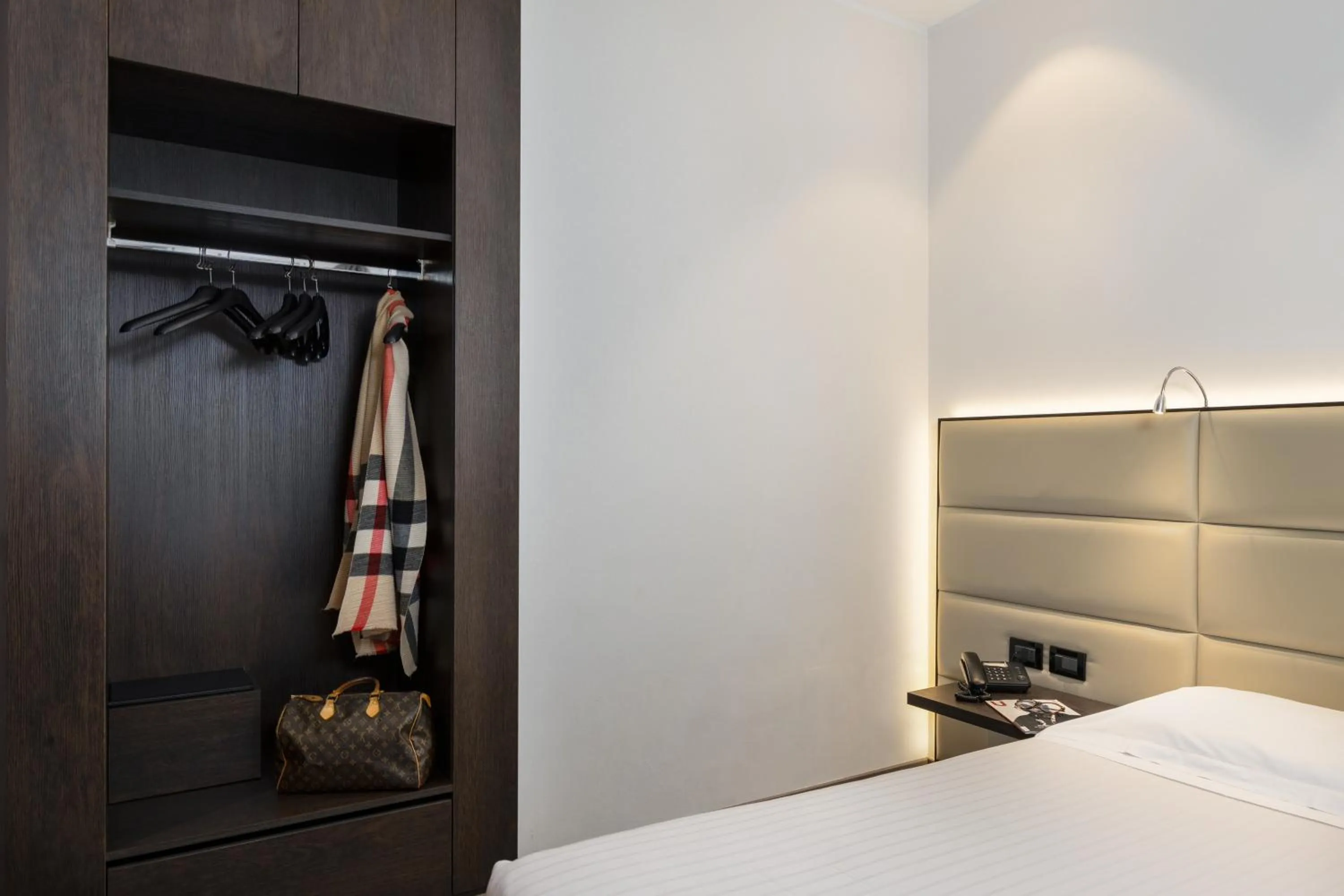 Photo of the whole room, Bed in Hotel Minerva