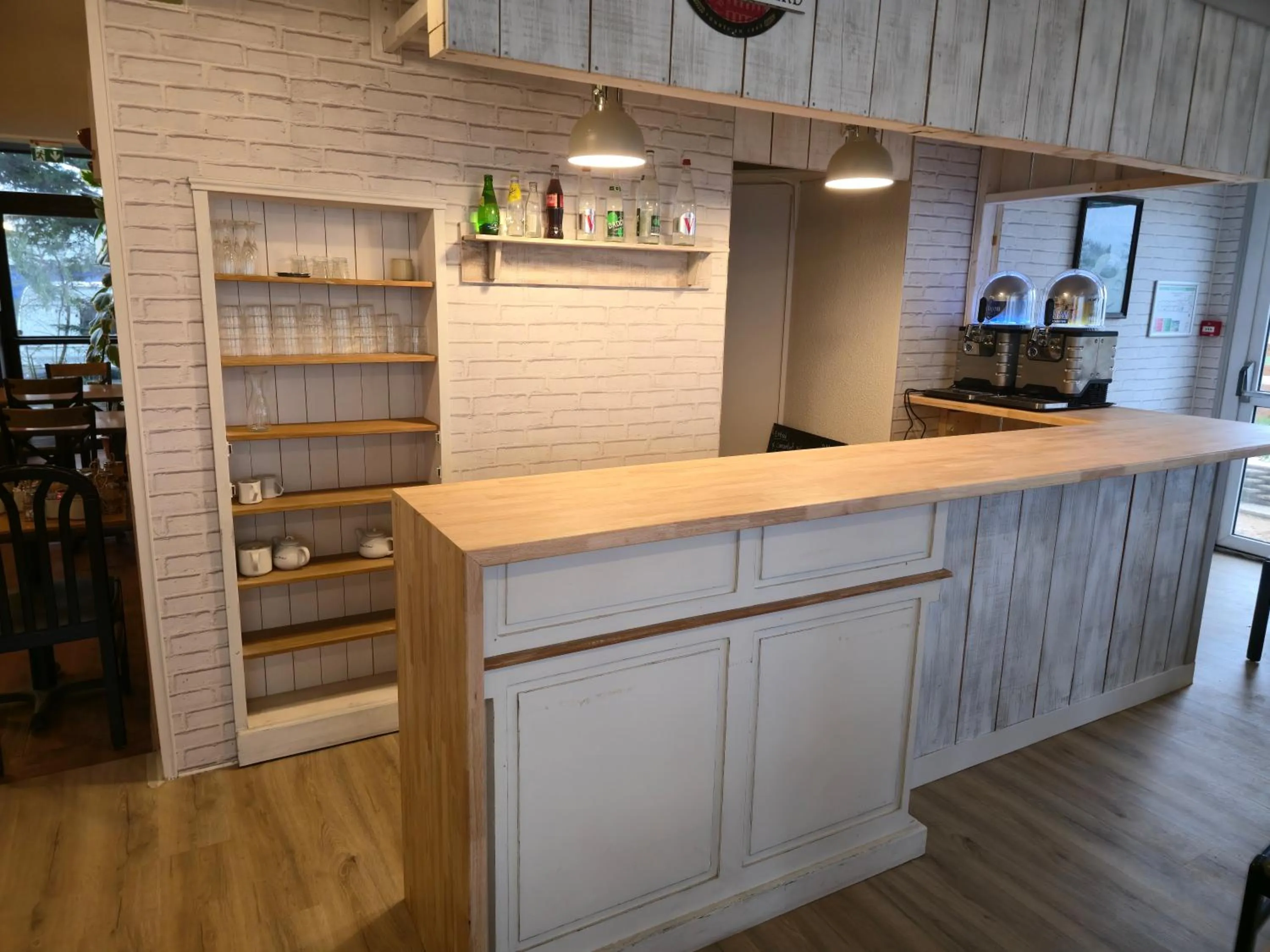 Restaurant/places to eat in Logis Hôtel Come Inn