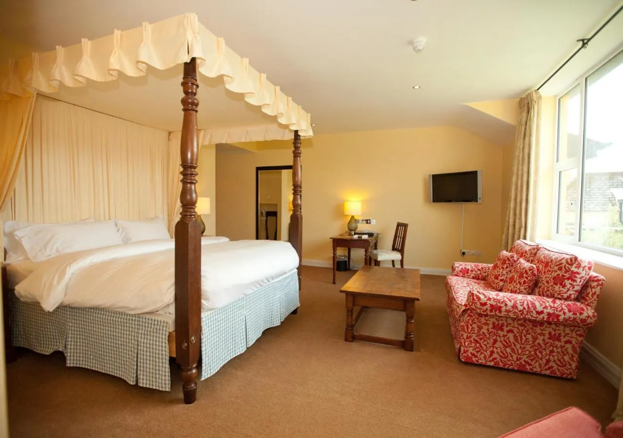 Bedroom, Bed in The Dunraven, Adare