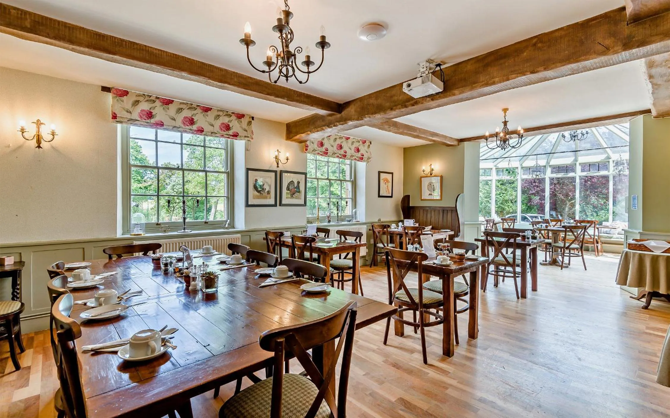 Breakfast in Inn for All Seasons