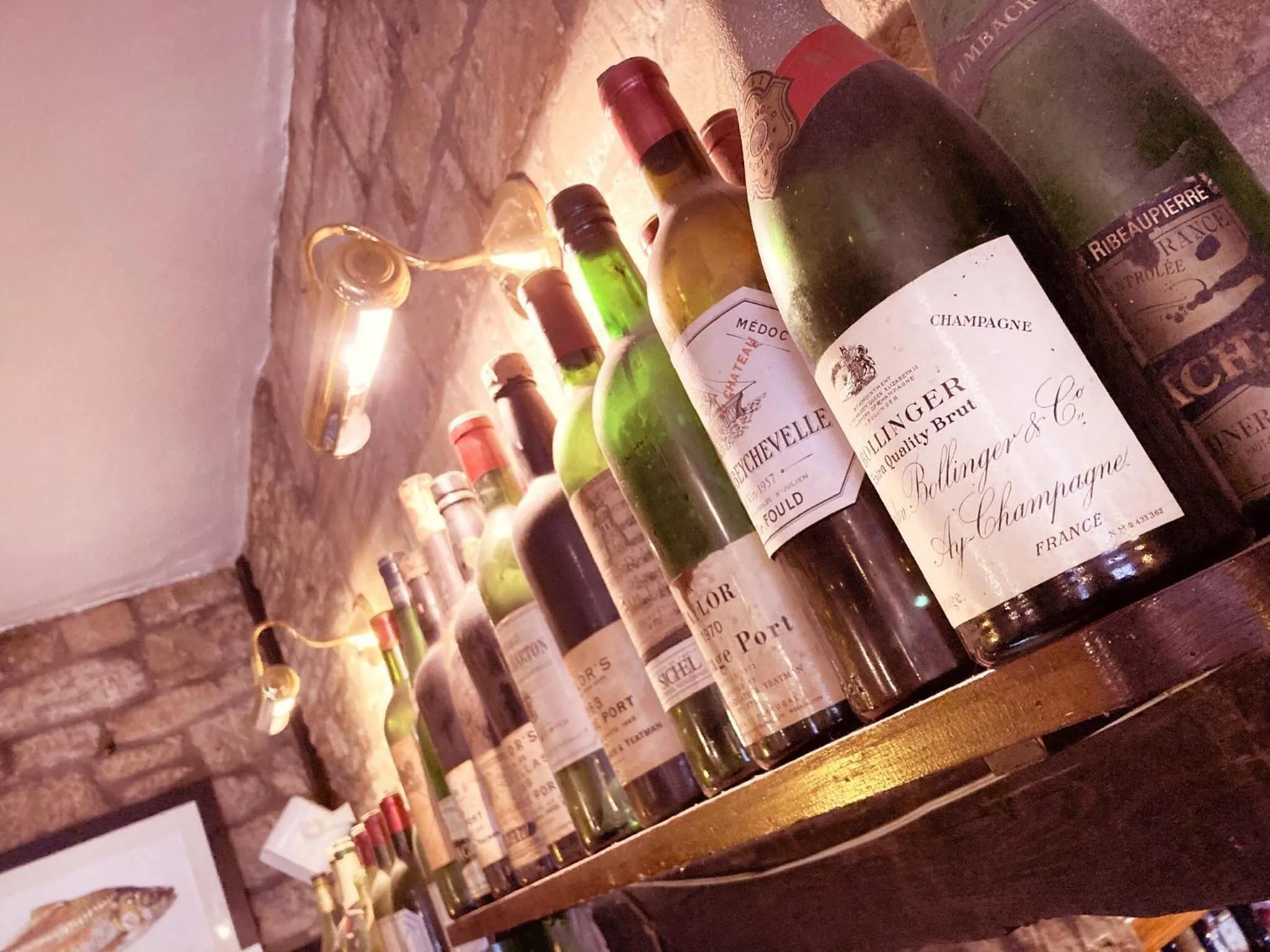 Lounge or bar in Inn for All Seasons