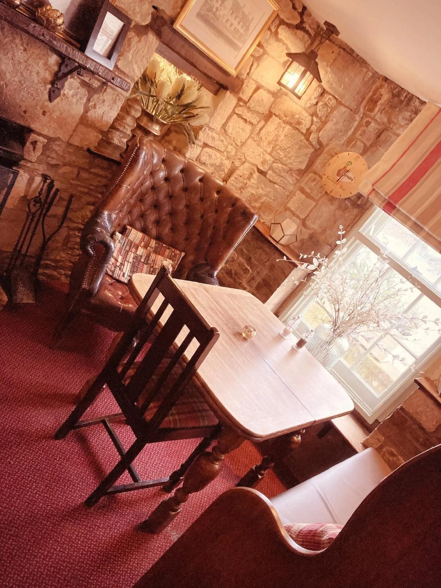 Lounge or bar in Inn for All Seasons