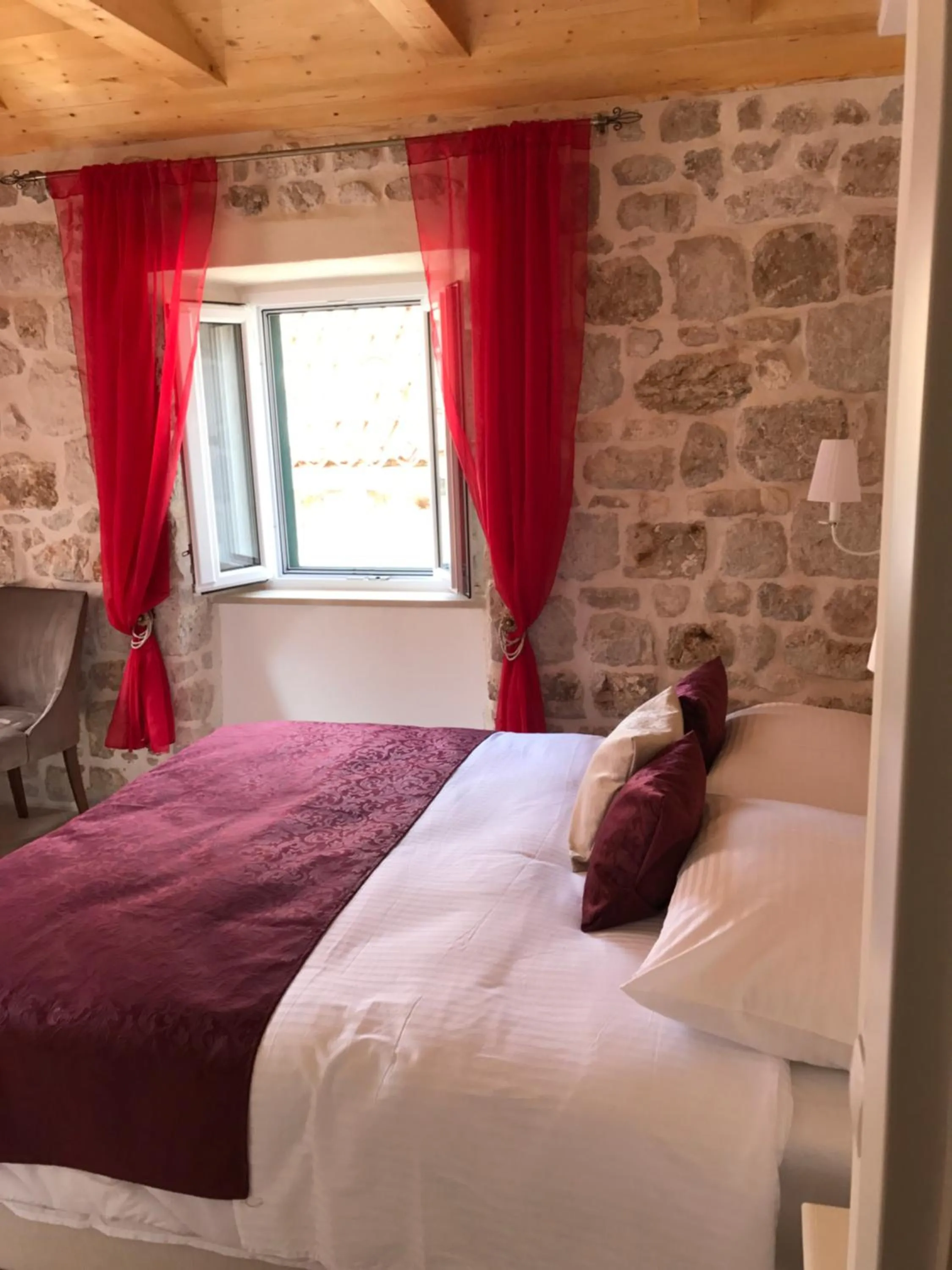 Photo of the whole room in Villa Sigurata II