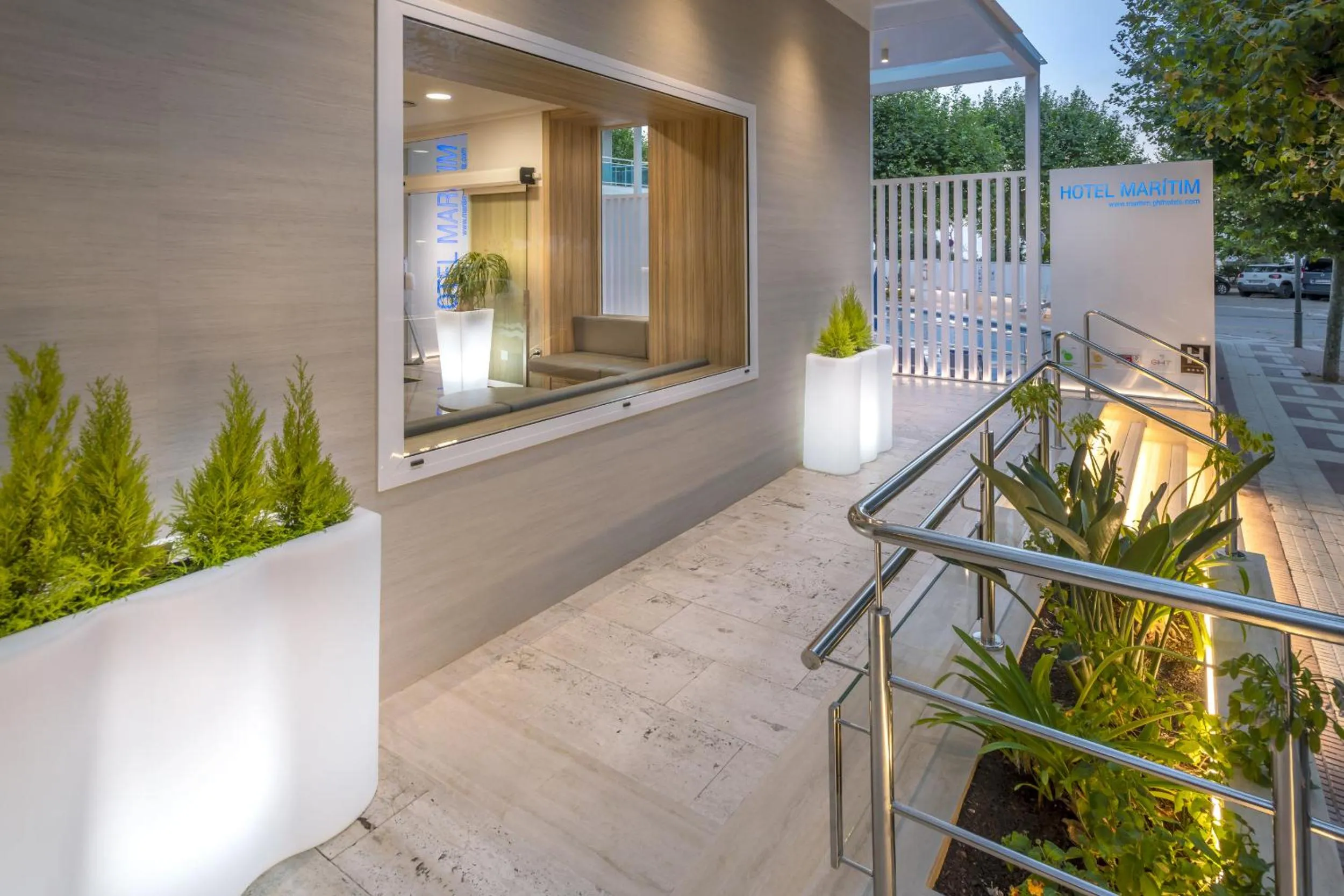 Facade/entrance in GHT Maritim