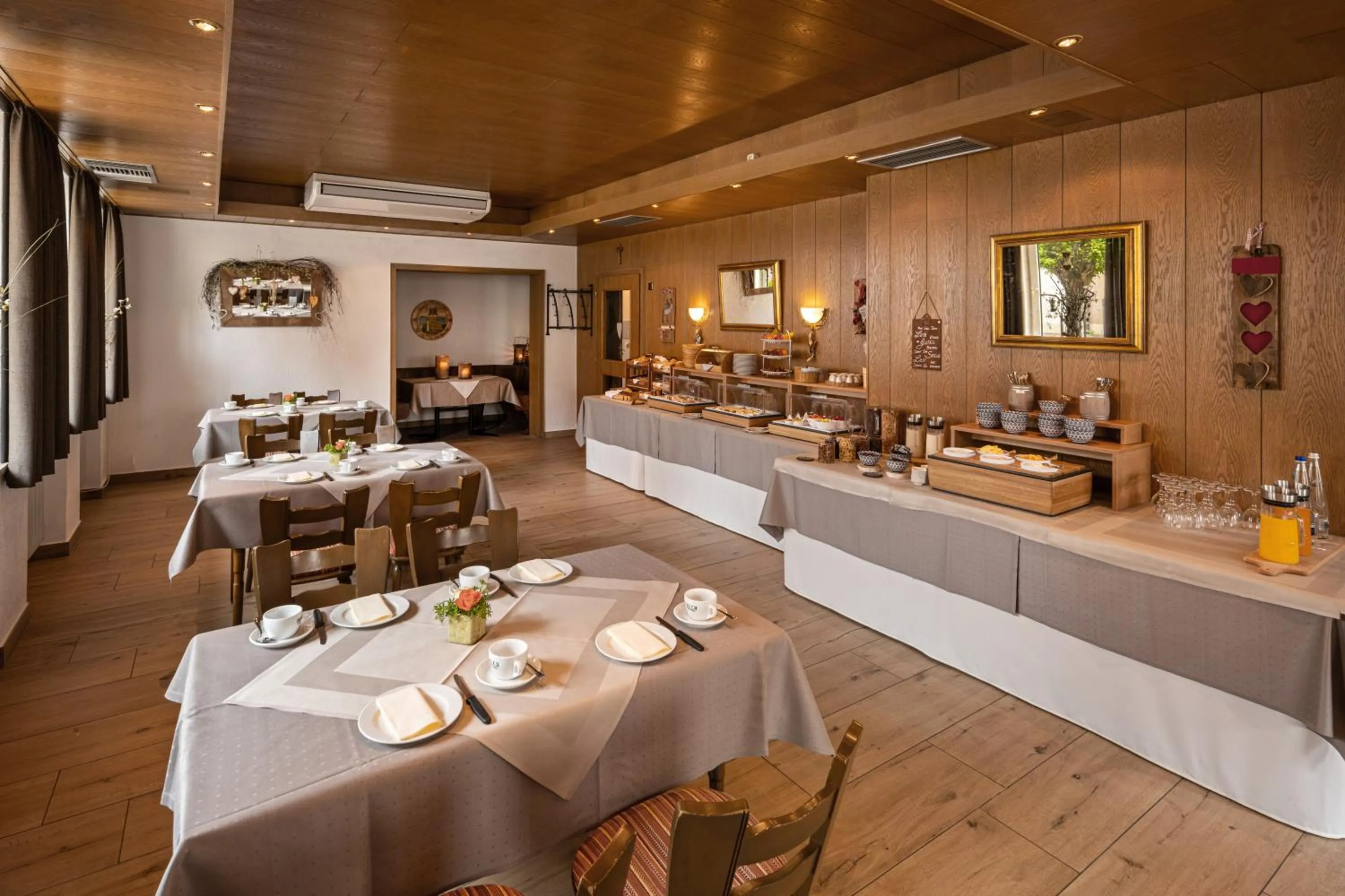 Breakfast in Hotel Zur Post