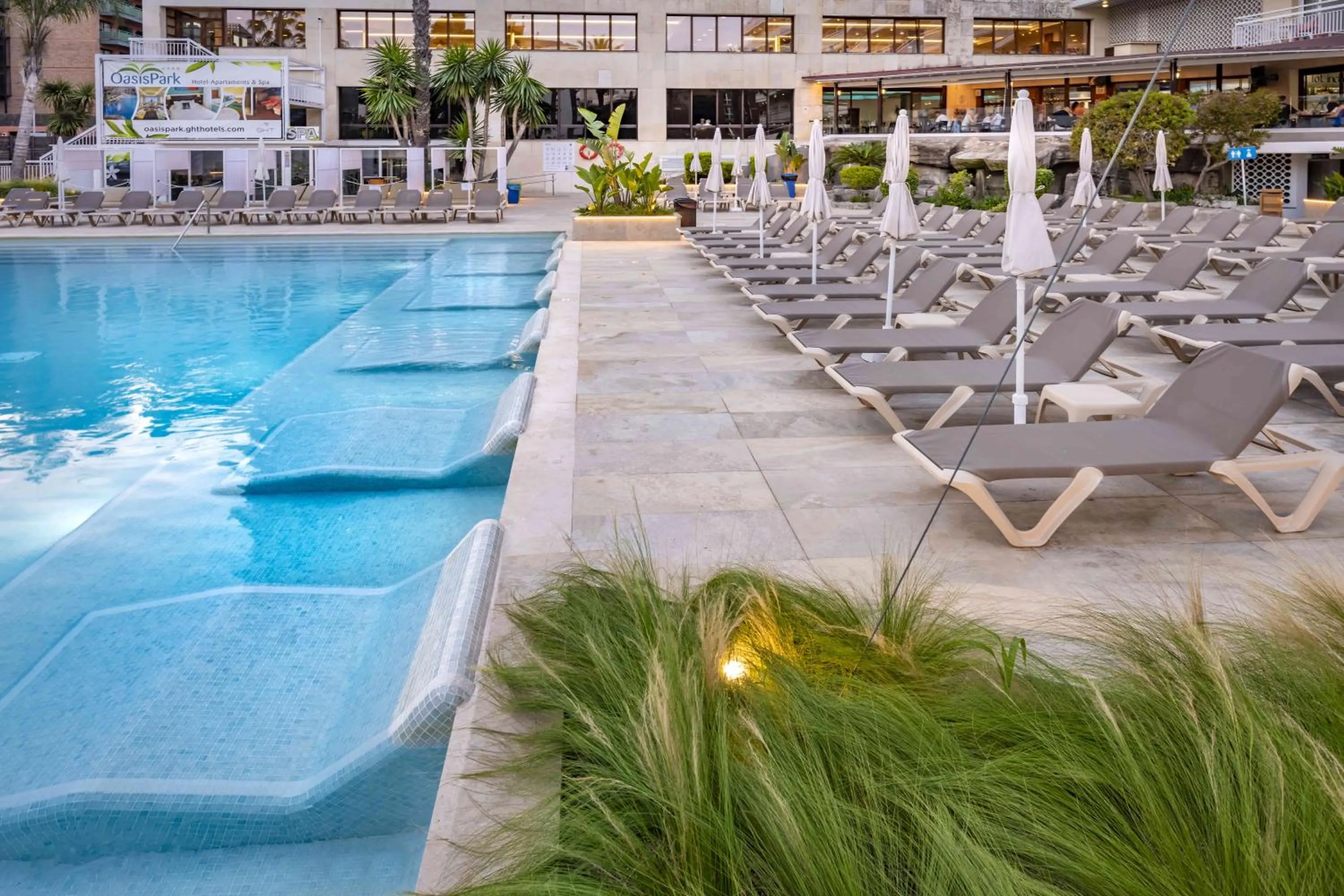 Balcony/Terrace in GHT Oasis Park & Spa