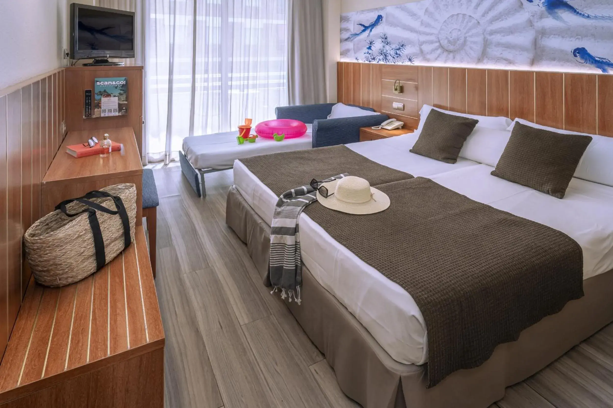 Double or Twin Room with Extra Bed (2 Adults + 1 Child) in GHT Aquarium & Spa Double or Twin Room with Extra Bed (2 Adults + 1 Child) in GHT Aquarium & Spa