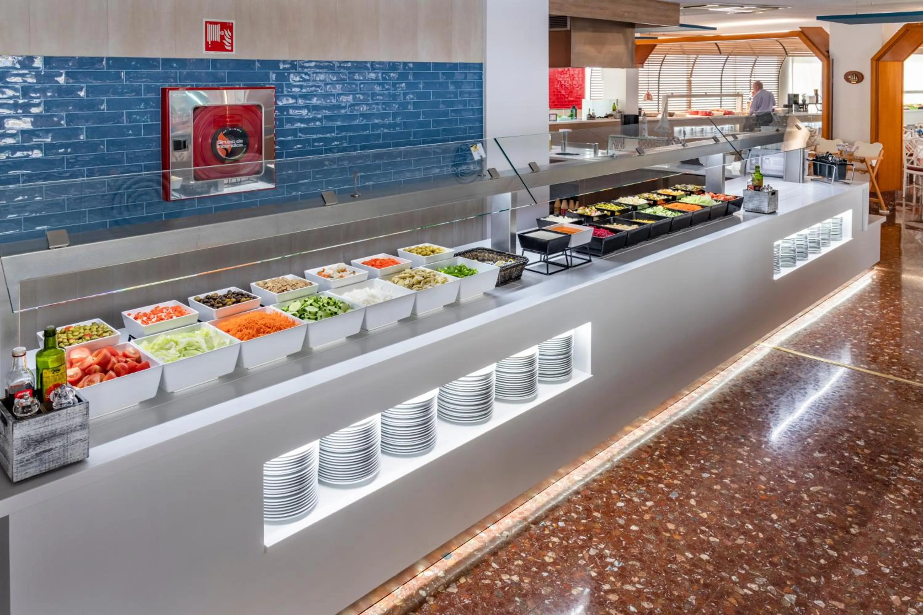 Restaurant/places to eat in GHT Aquarium & Spa