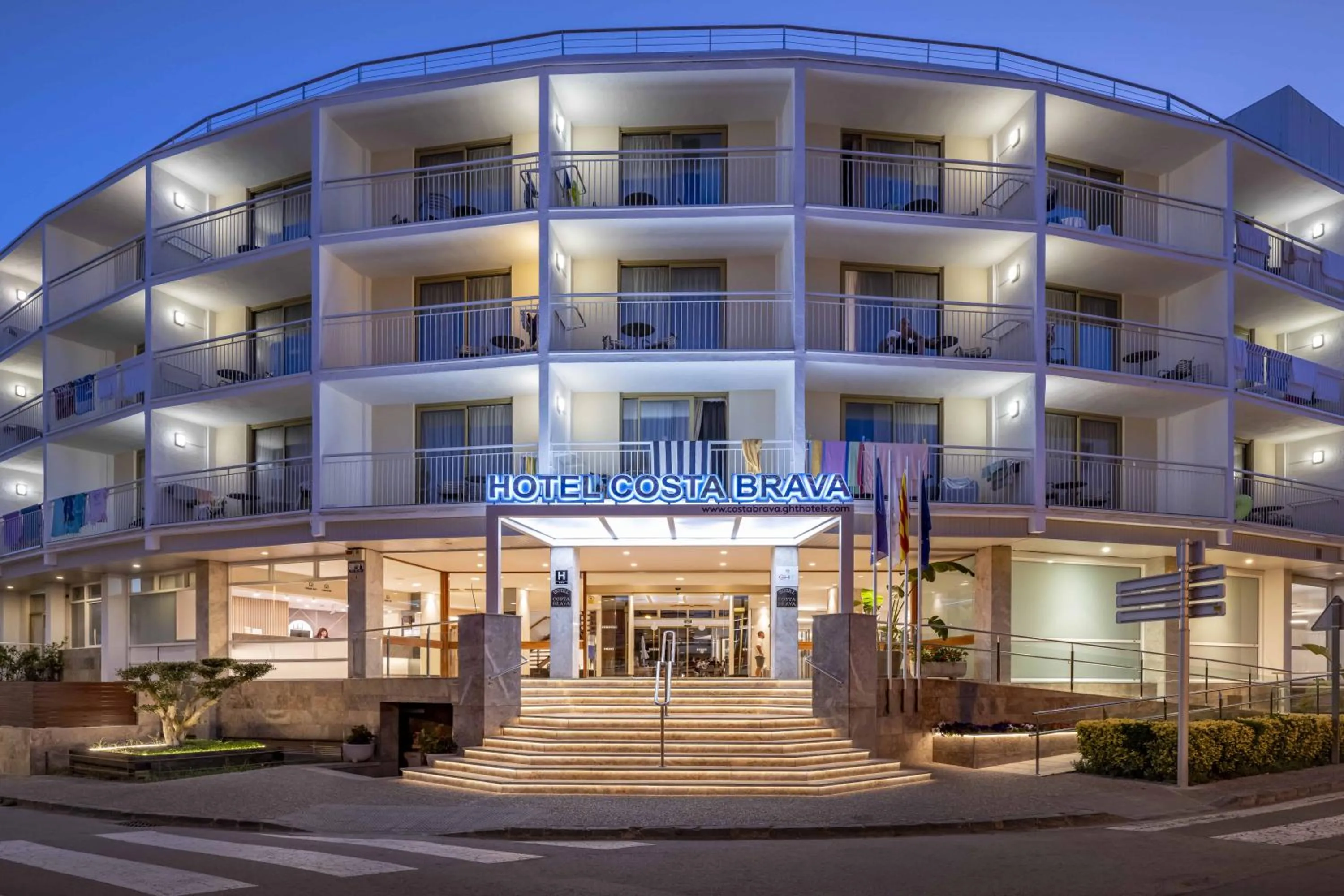 Facade/entrance in GHT Costa Brava & Spa